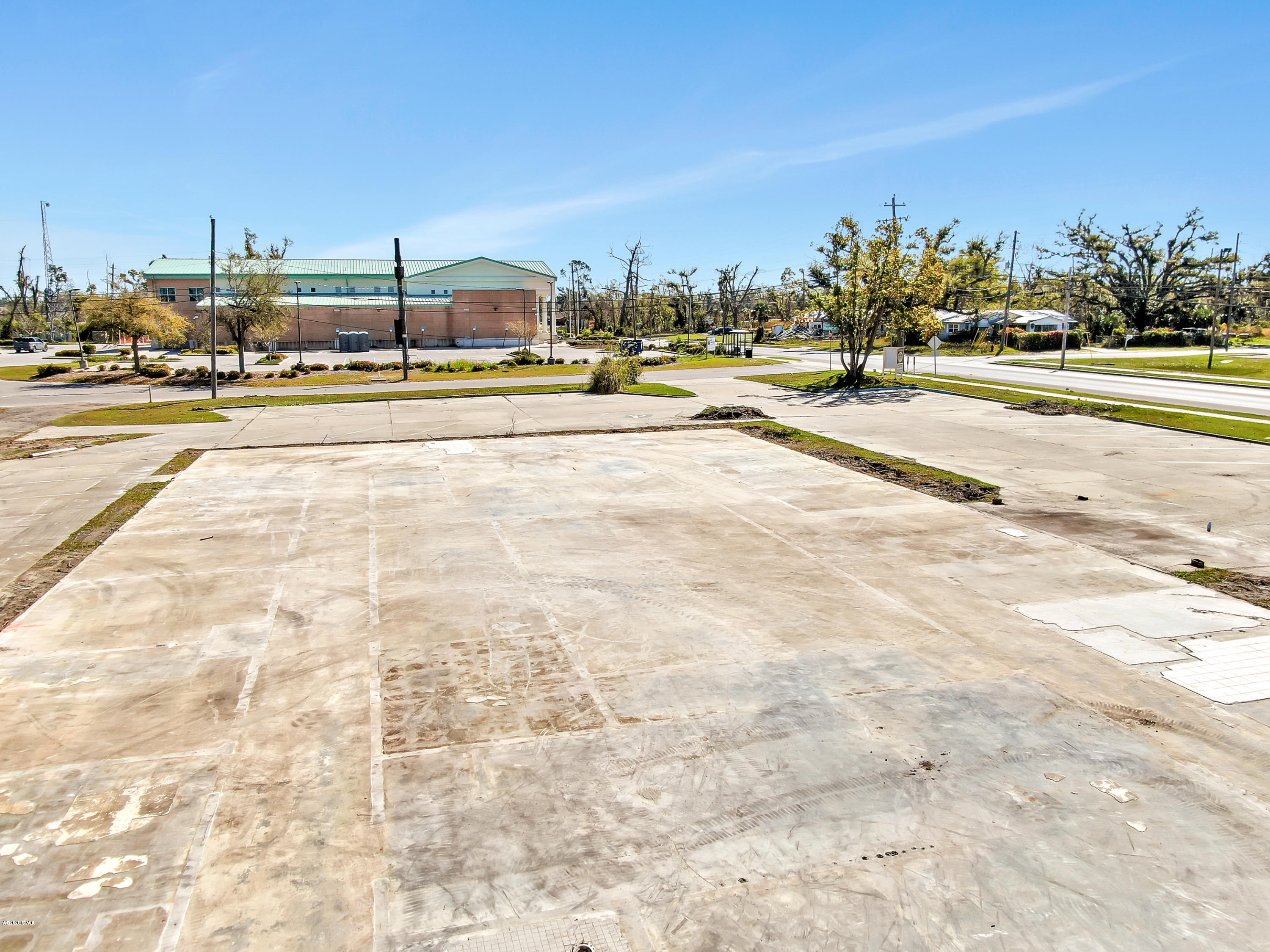 M N Kneeces Replat Pine-Lea - Land