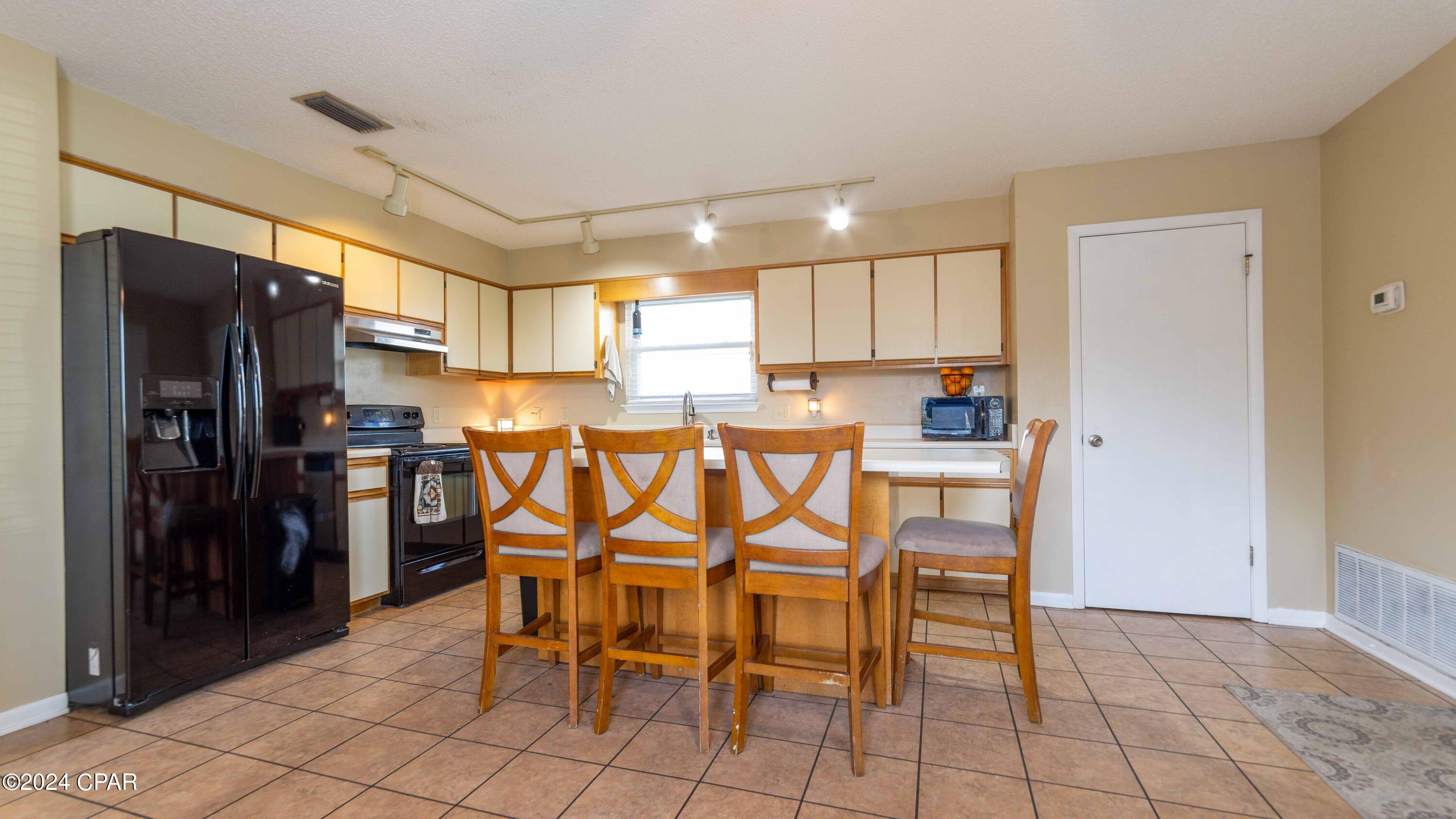 Derby Woods 1st Add - Residential