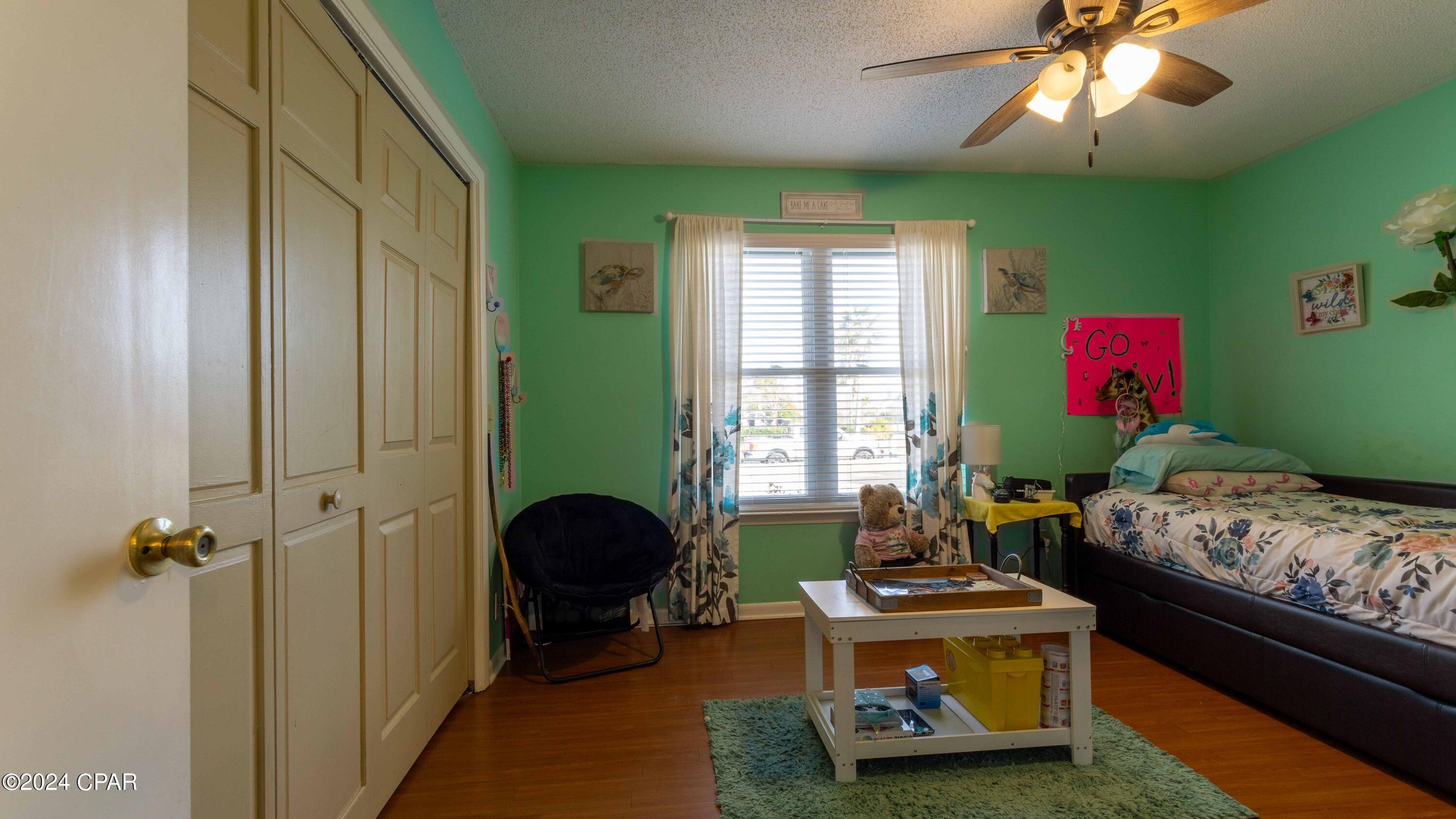 Derby Woods 1st Add - Residential