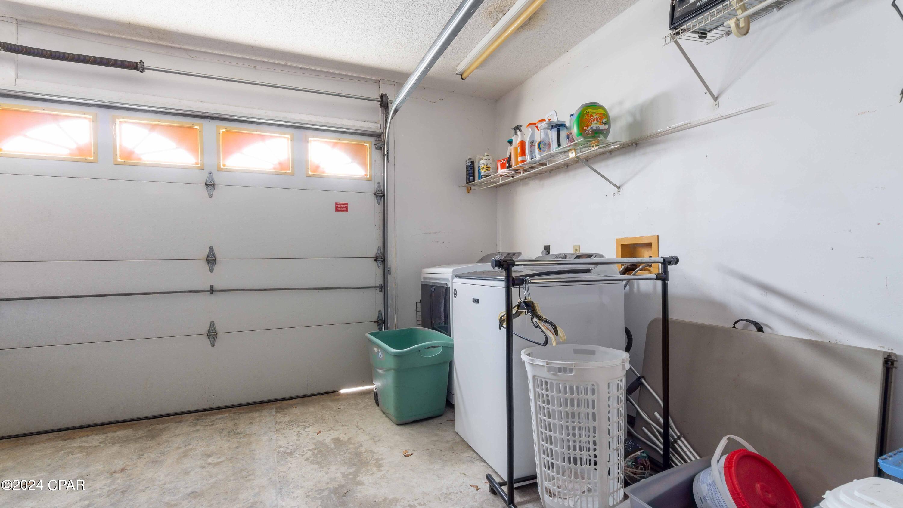 Derby Woods 1st Add - Residential