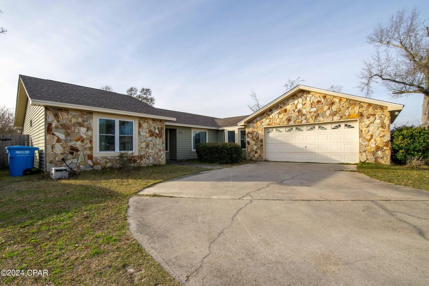 LYNN HAVEN - POOL HOME!!! If you are looking for a great house, in Lynn Haven, with an inground pool, this is the house for you! Currently this is the least expensive, single story house in Lynn Haven with a pool!  When you pull up to this house, you'll fall in love with the high elevation and side entry garage. If you are an entertainer, there's plenty of great driveway parking! Once you come into the house, you will love the open floor plan with wood burning fireplace, large eat in kitchen with nice sized pantry and large kitchen island with breakfast bar. This home offers a split bedroom plan with a large open master bedroom & bath with walk in closet. On the other side of the house are 2 additional large bedrooms and hall bath. Large back yard with picturesque swimming pool backs up to a 4.5 acre farm makes this home nice, private and quiet! Privacy fenced back yard - great large back patio - perfect for entertaining! (all sizes approximate and taken from public records, please verify any details buyer deems important),