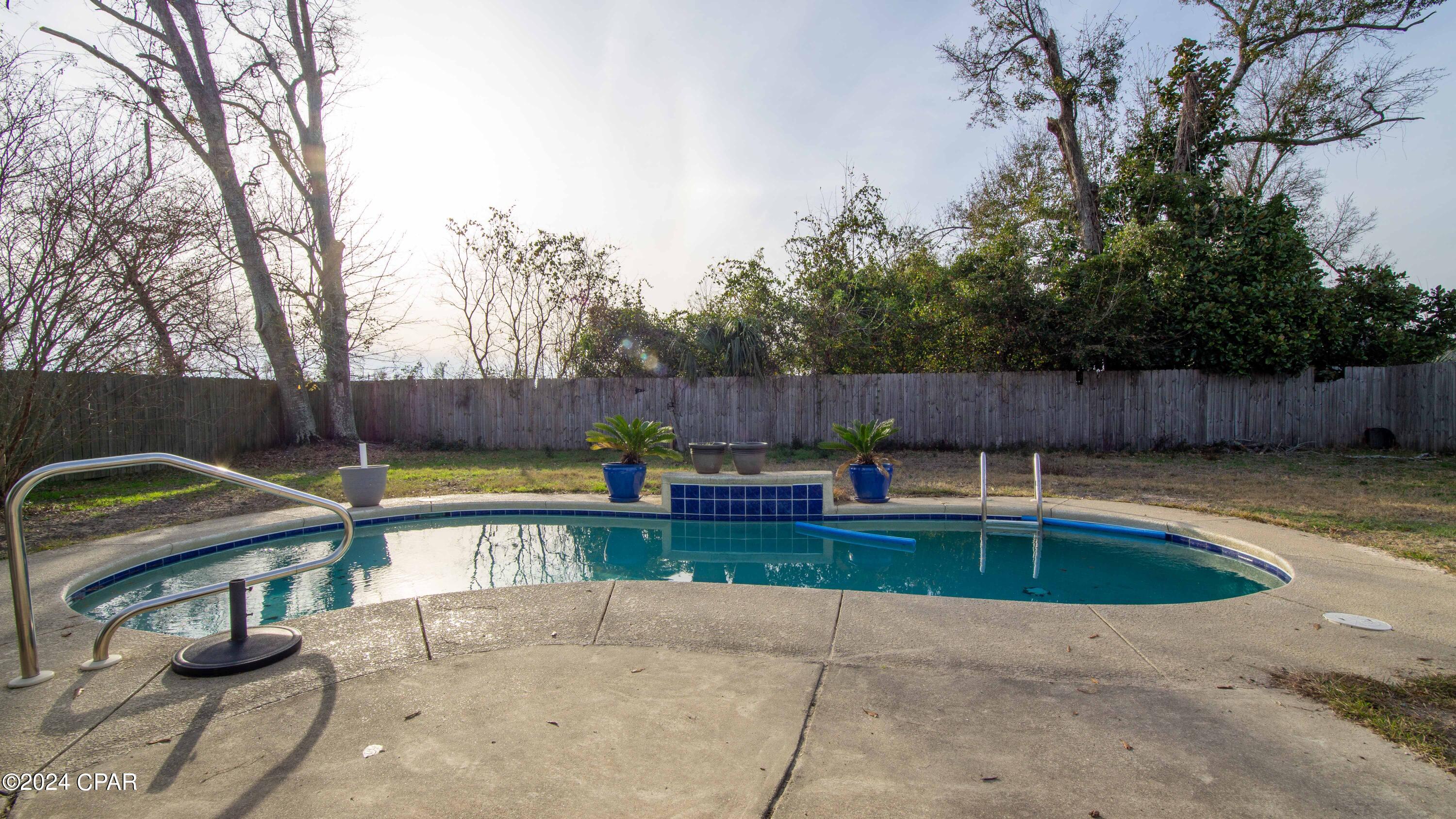 Derby Woods 1st Add - Residential