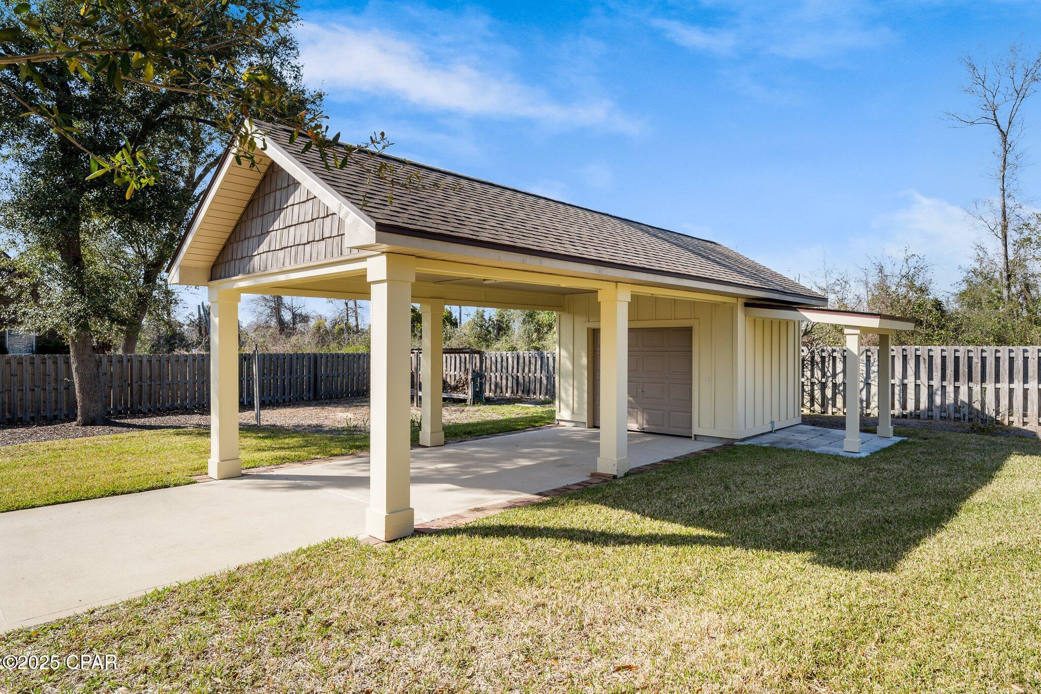 Bayou Oaks Estates - Residential