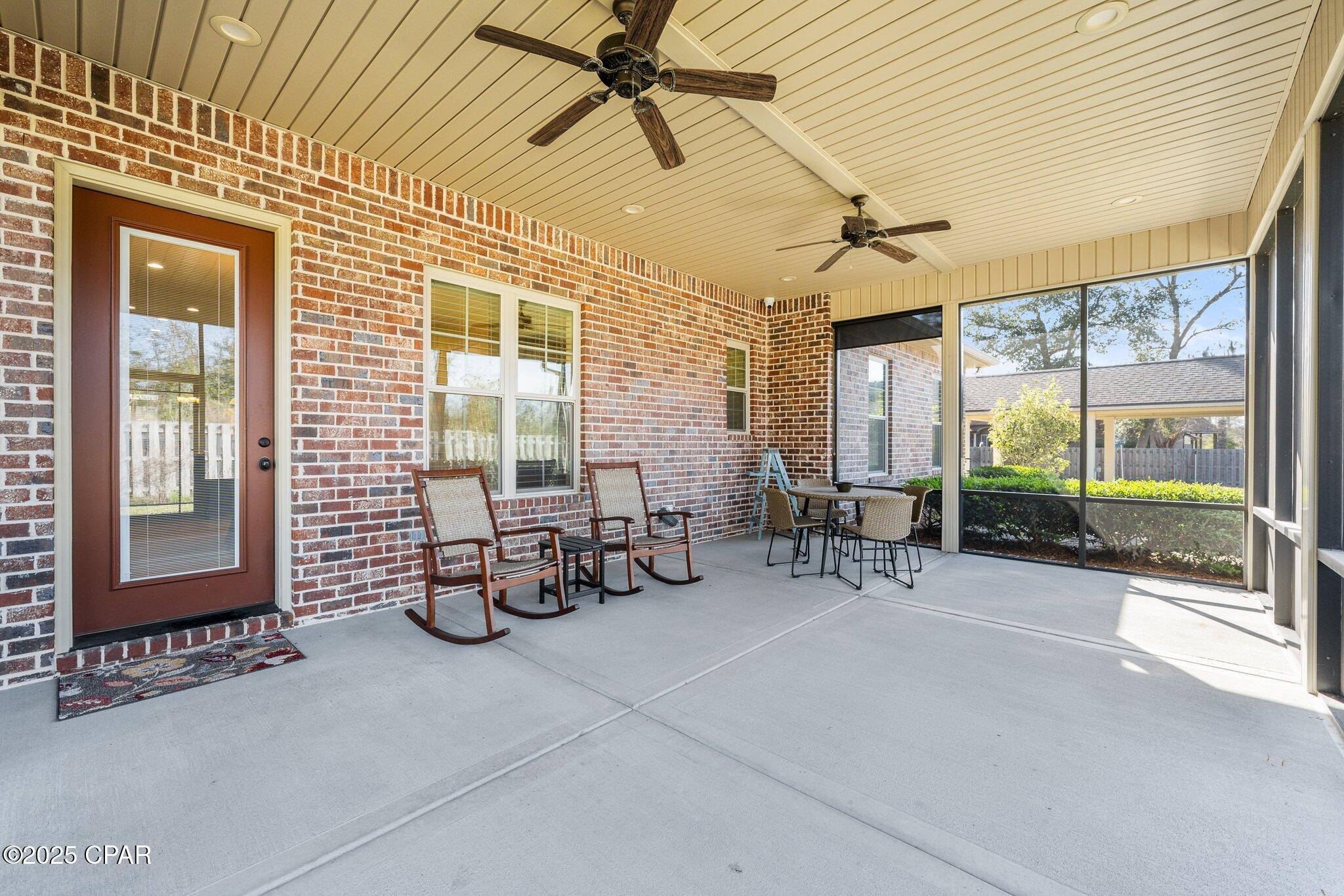 Bayou Oaks Estates - Residential