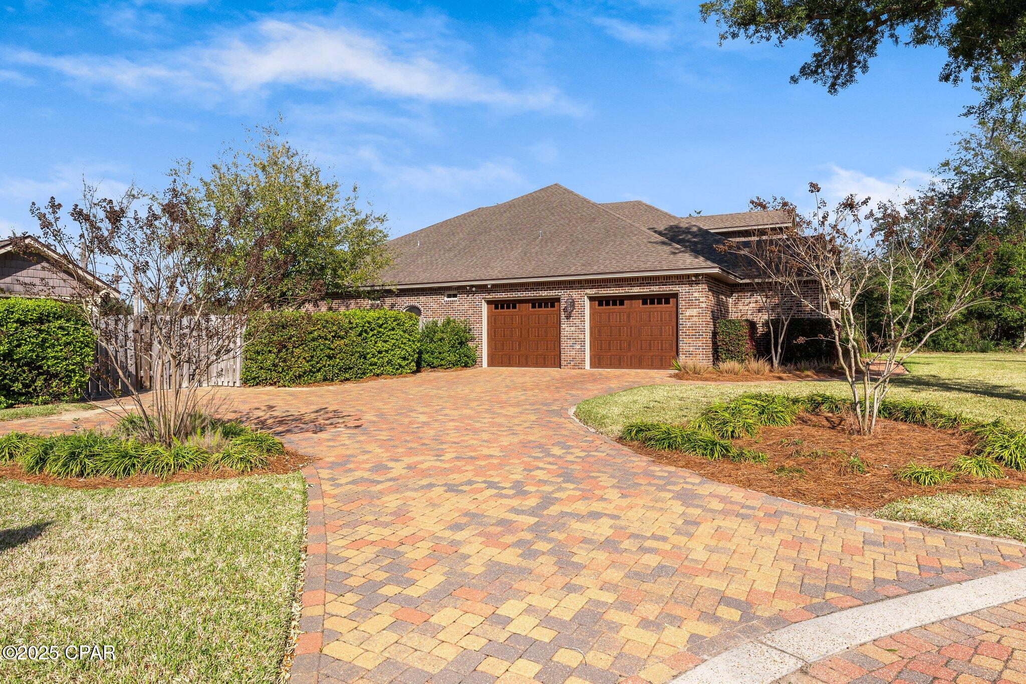 Bayou Oaks Estates - Residential