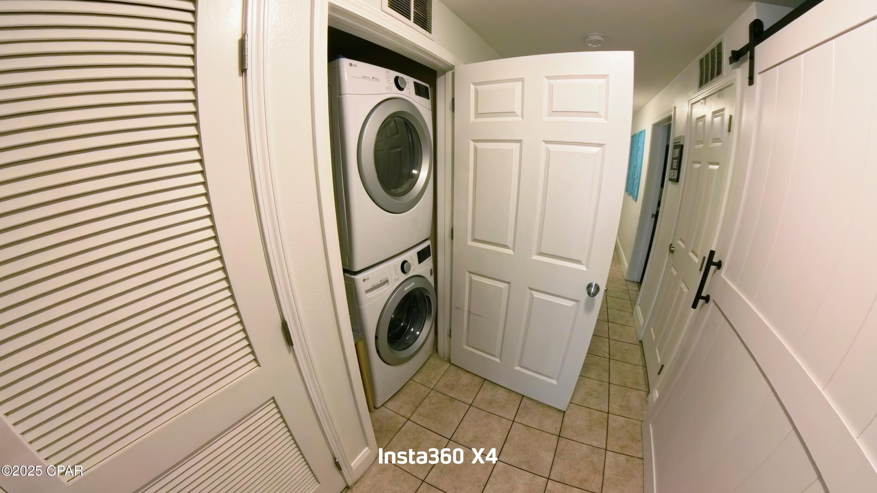 Laketown Wharf - Residential