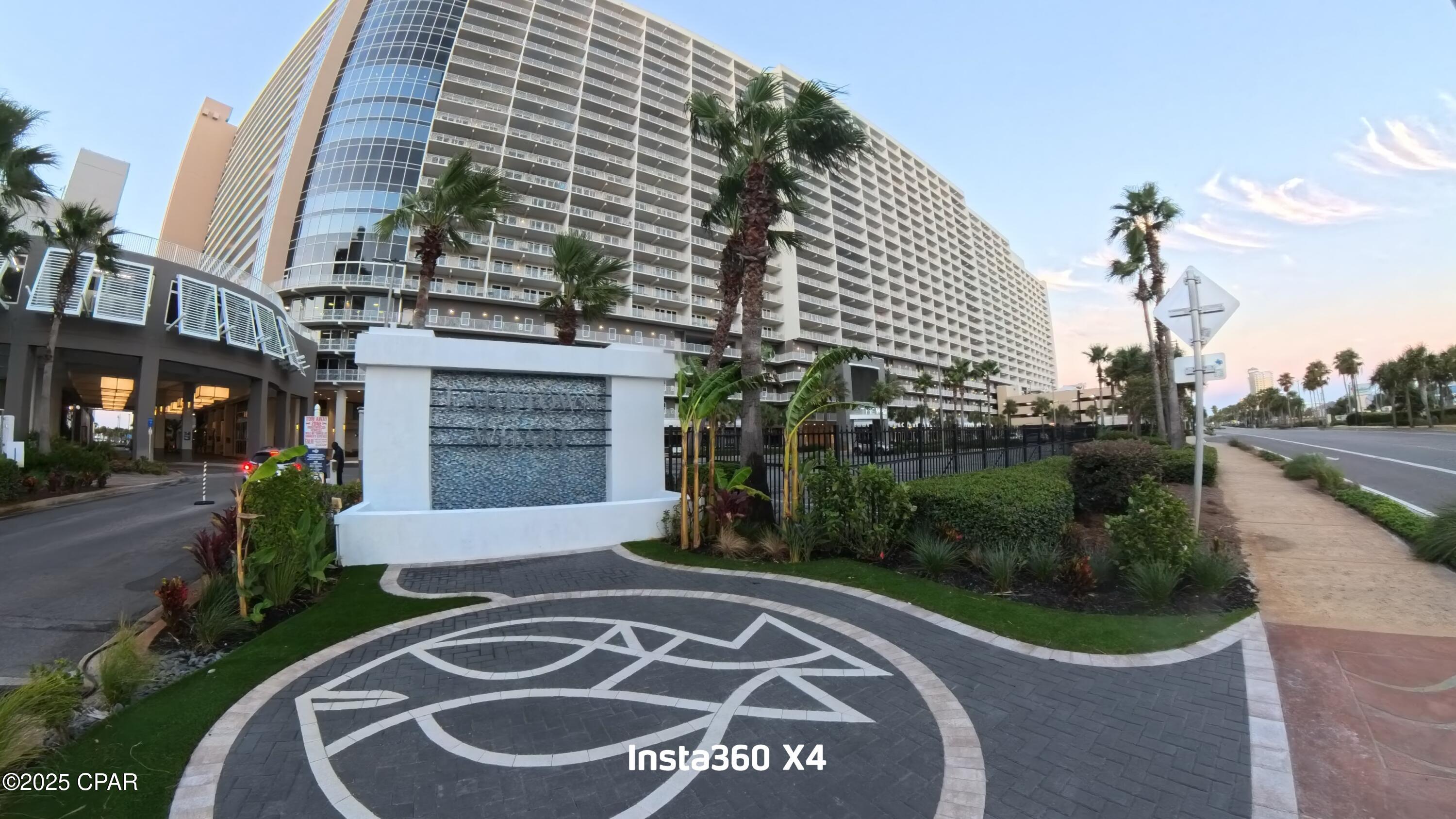 Laketown Wharf - Residential