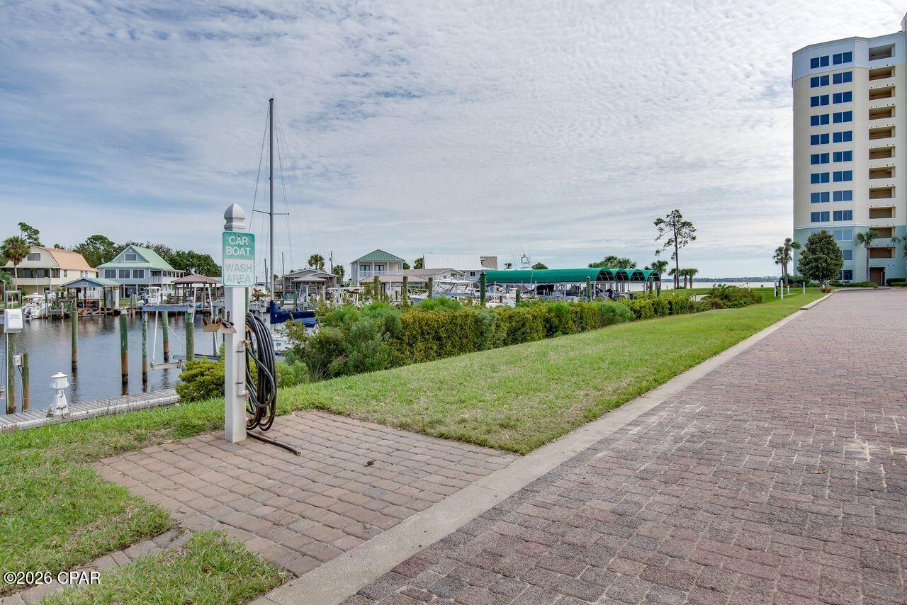 Hibiscus By The Bay - Residential