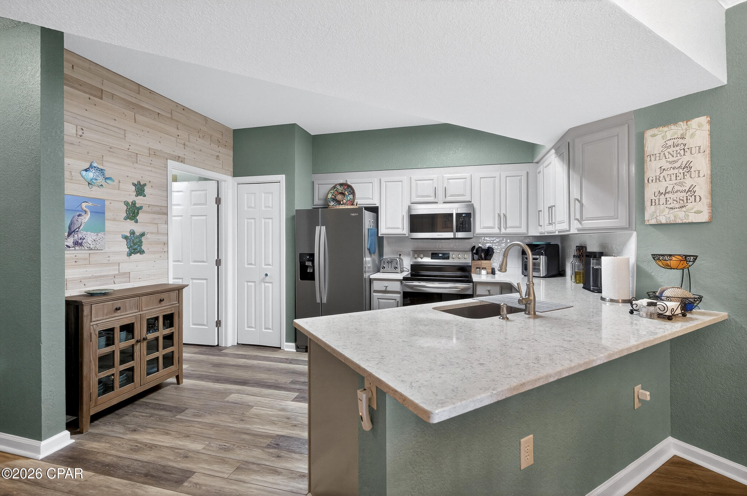 Hibiscus By The Bay - Residential