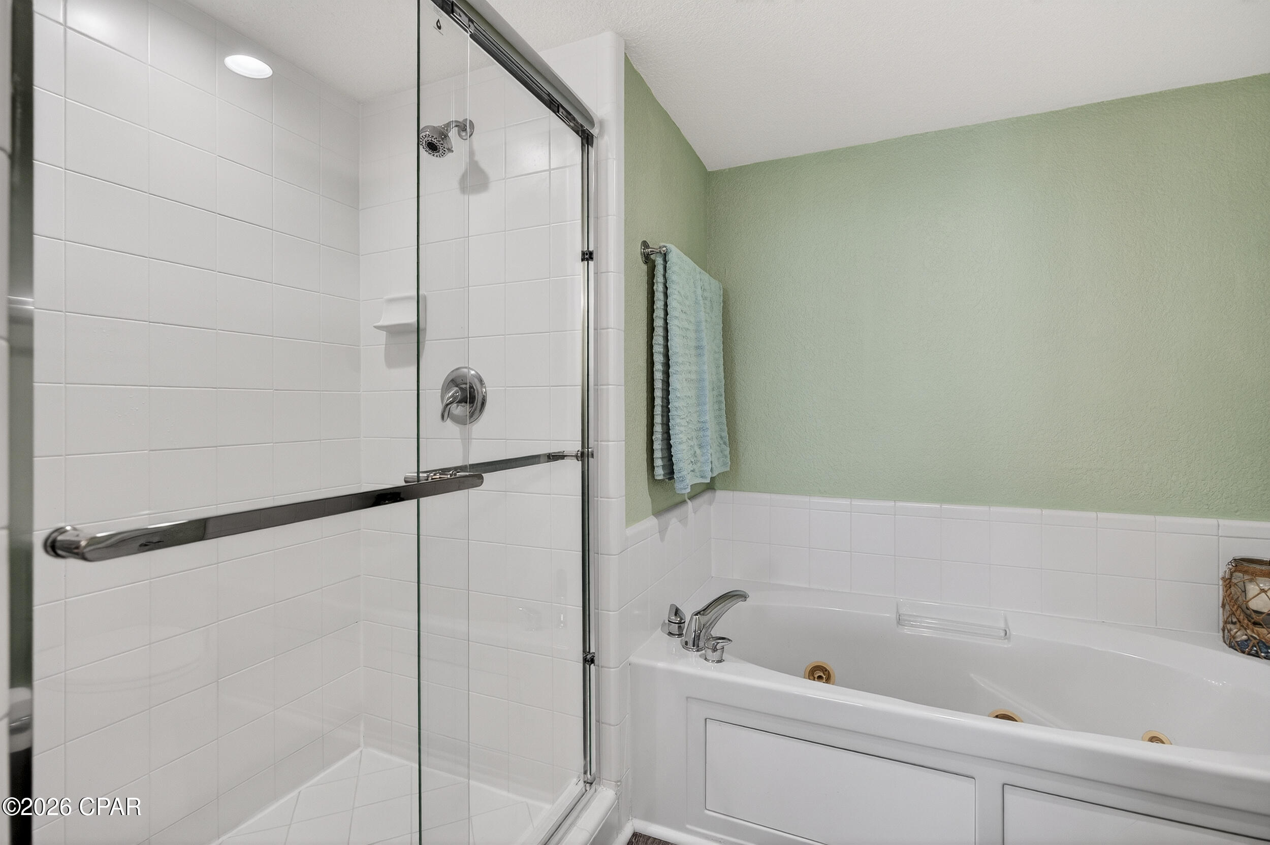 Hibiscus By The Bay - Residential