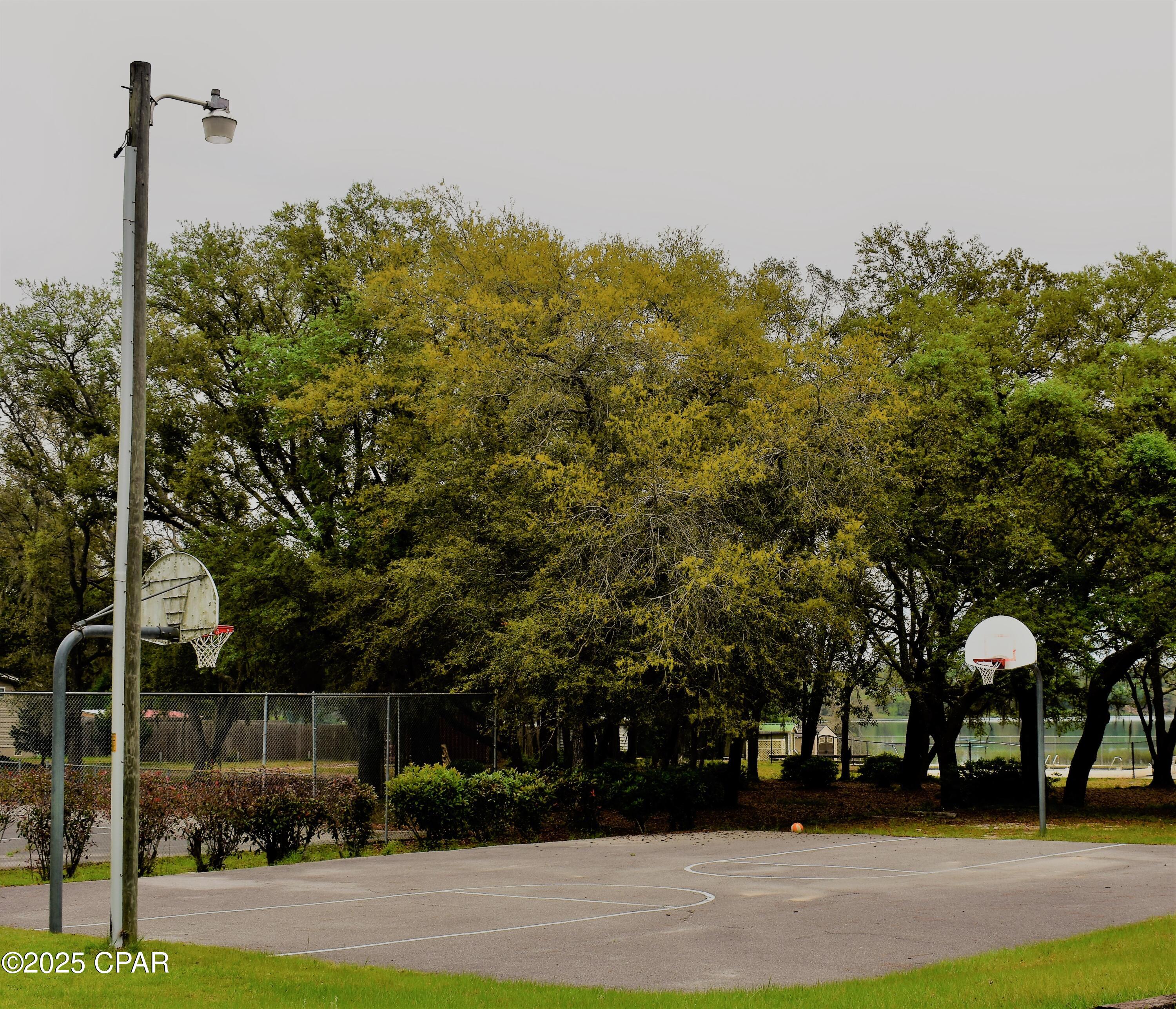 Leisure Lakes - Residential