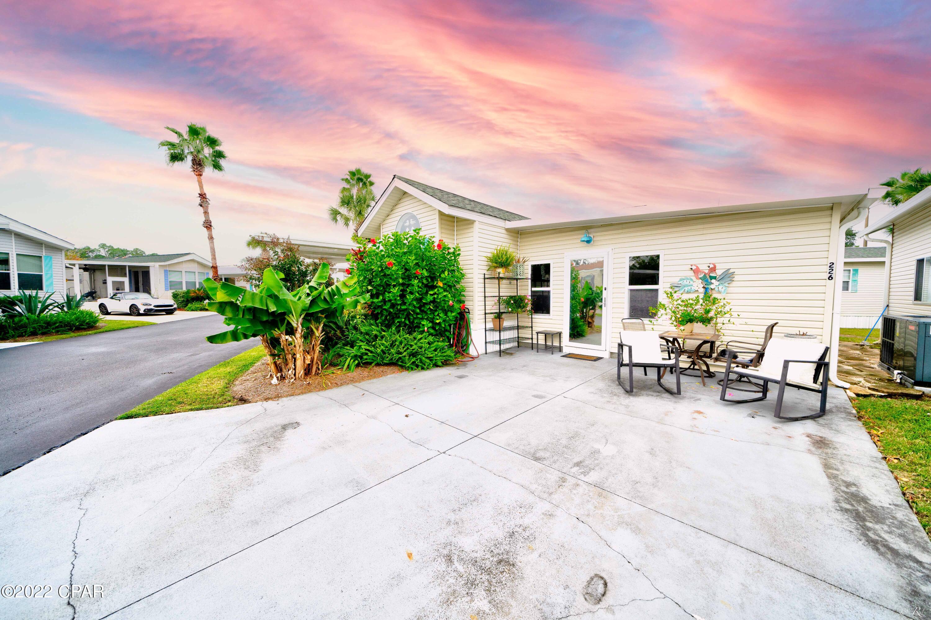 Emerald Pointe Resort - Residential