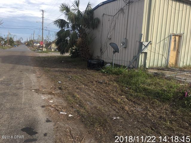 [No Recorded Subdiv] - Commercial Sale