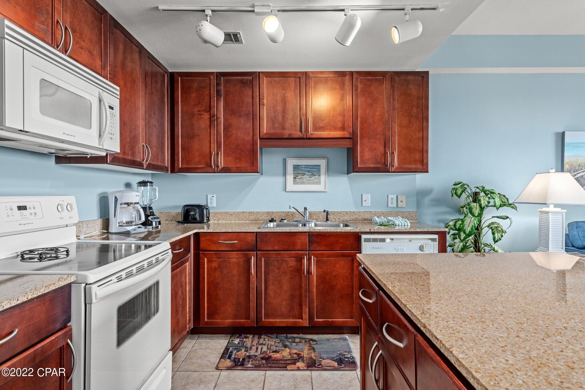 Laketown Wharf - Residential