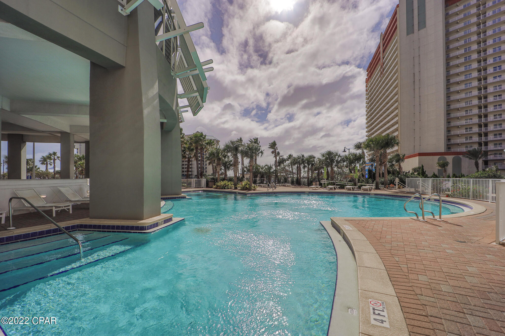 Laketown Wharf - Residential