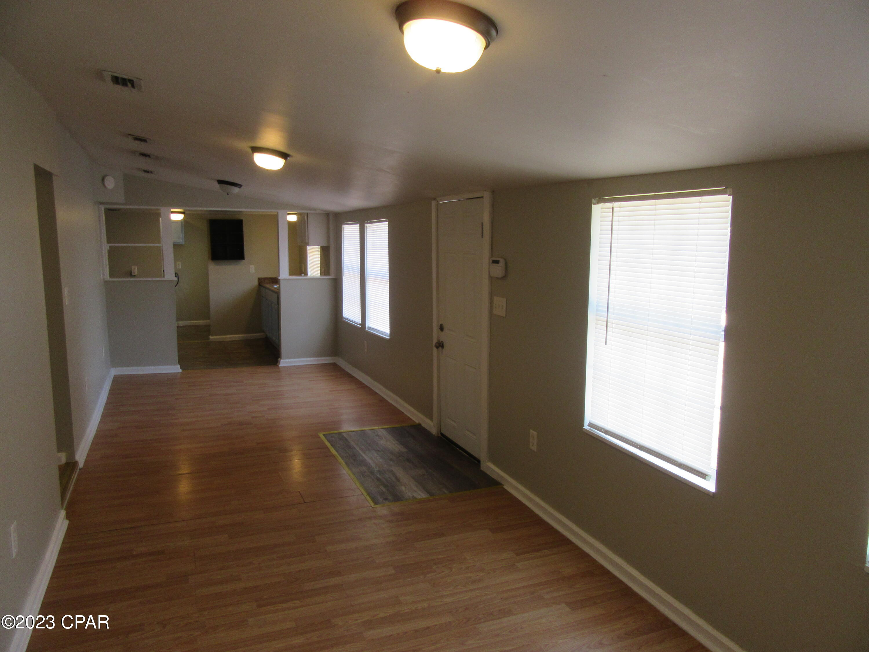 [No Recorded Subdiv] - Residential Lease