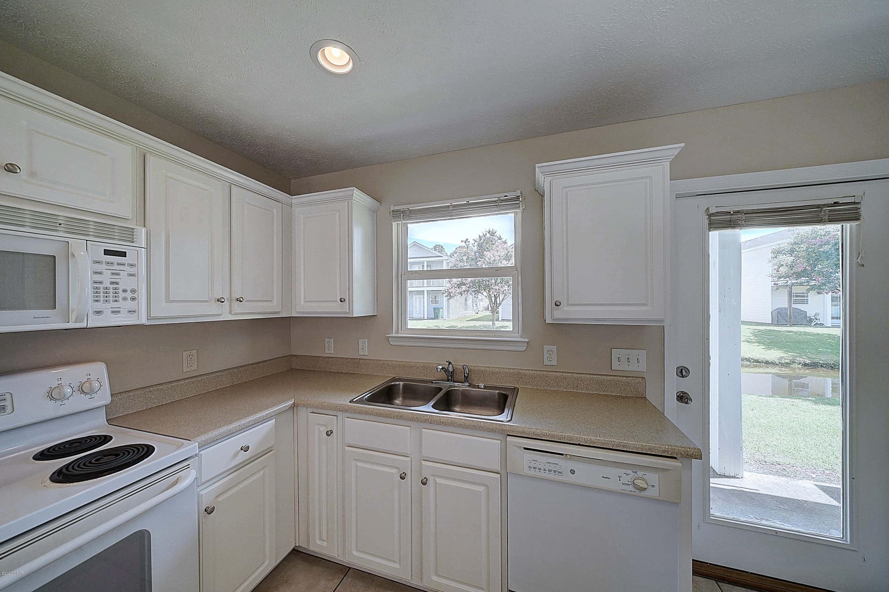 Gates At Sterling Cove - Residential