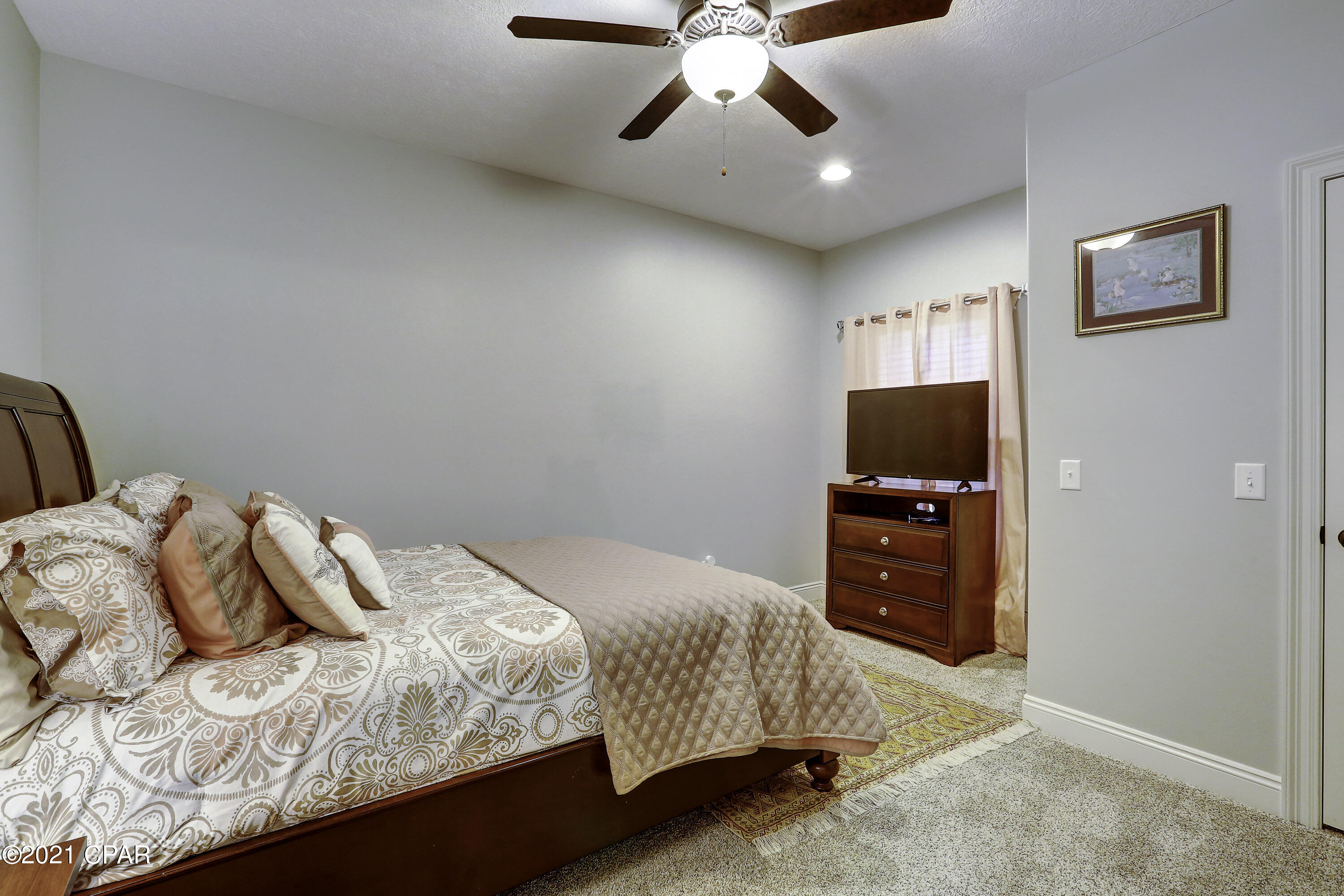 Cedar Creek Chase - Residential