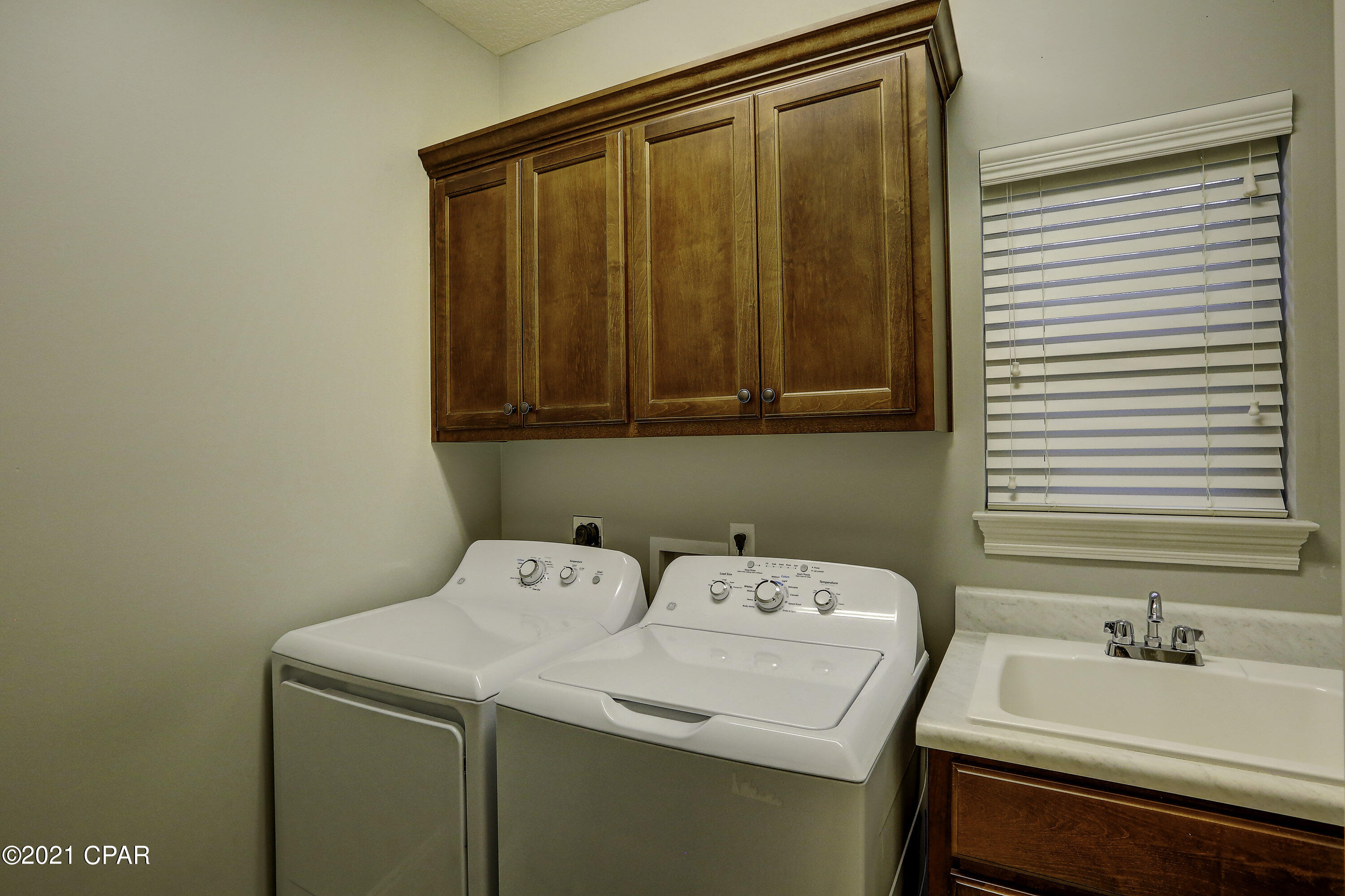 Cedar Creek Chase - Residential