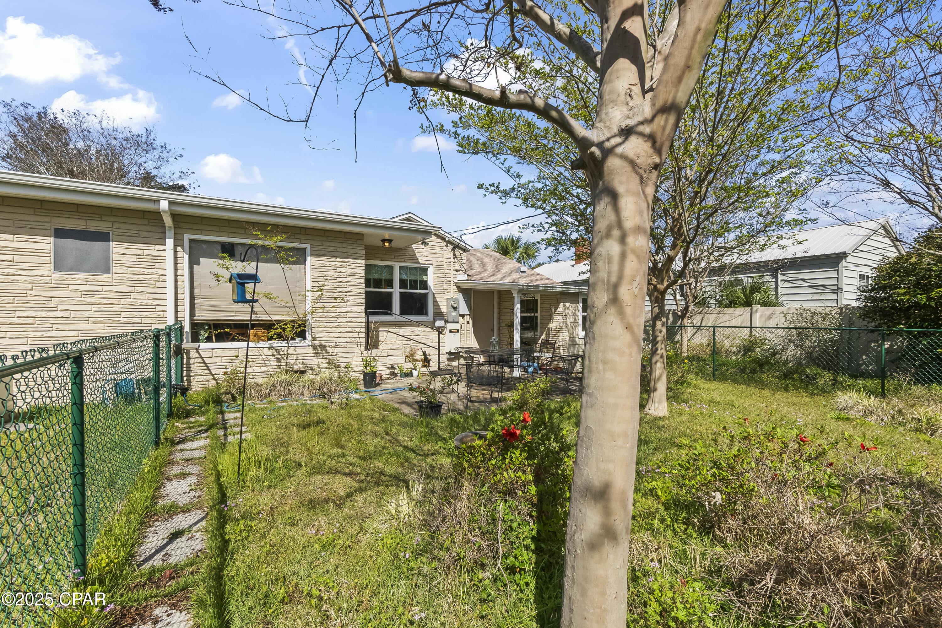 Sudduths 1st Add - Residential