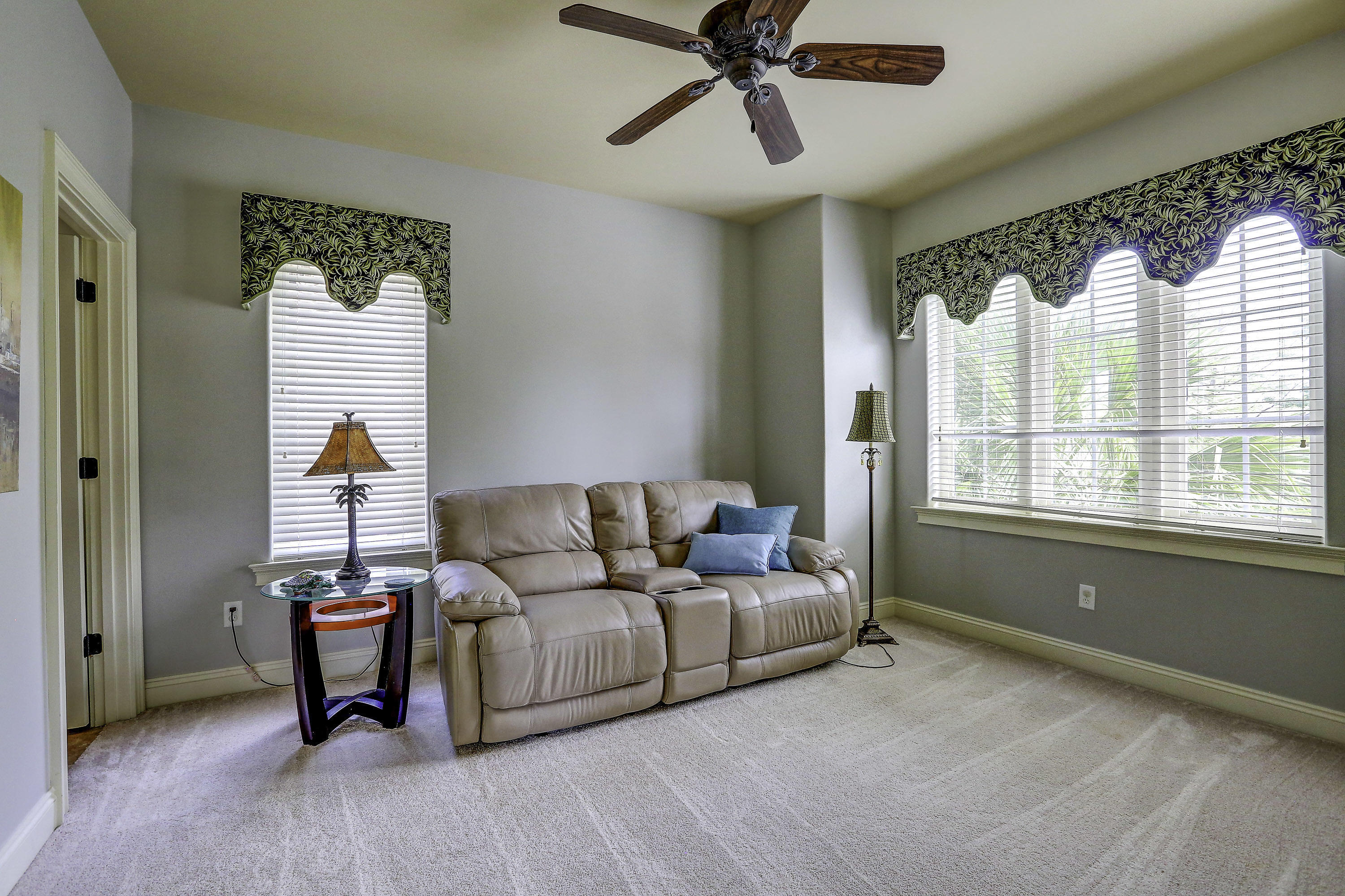 Magnolia Bay Club - Residential