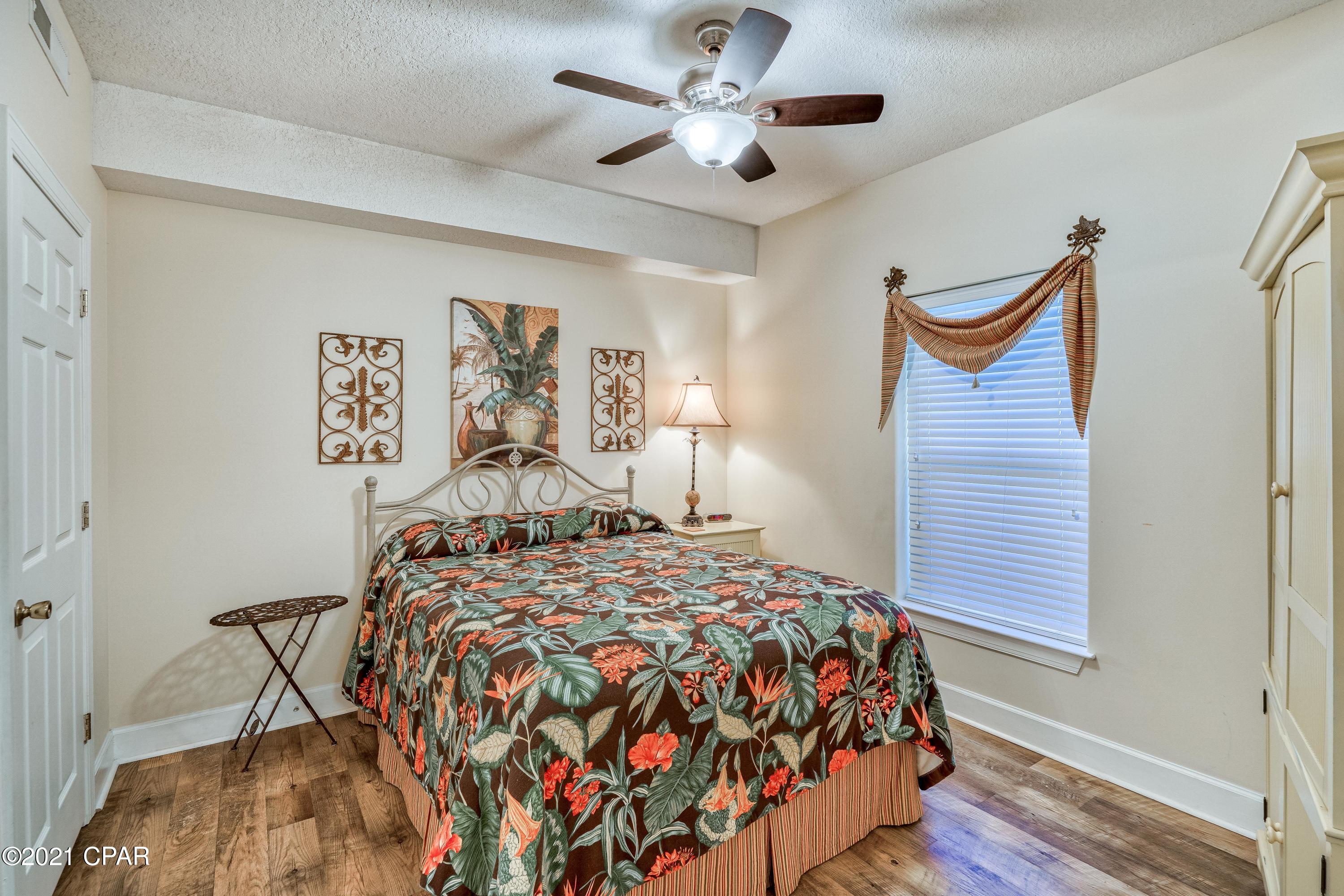 Emerald Isle - Residential