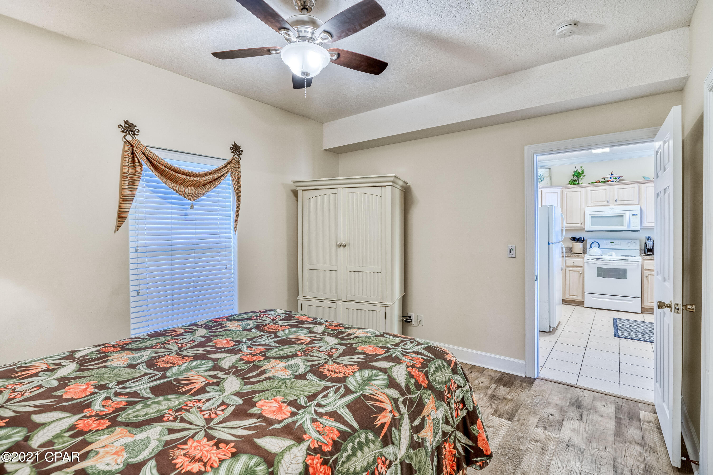 Emerald Isle - Residential