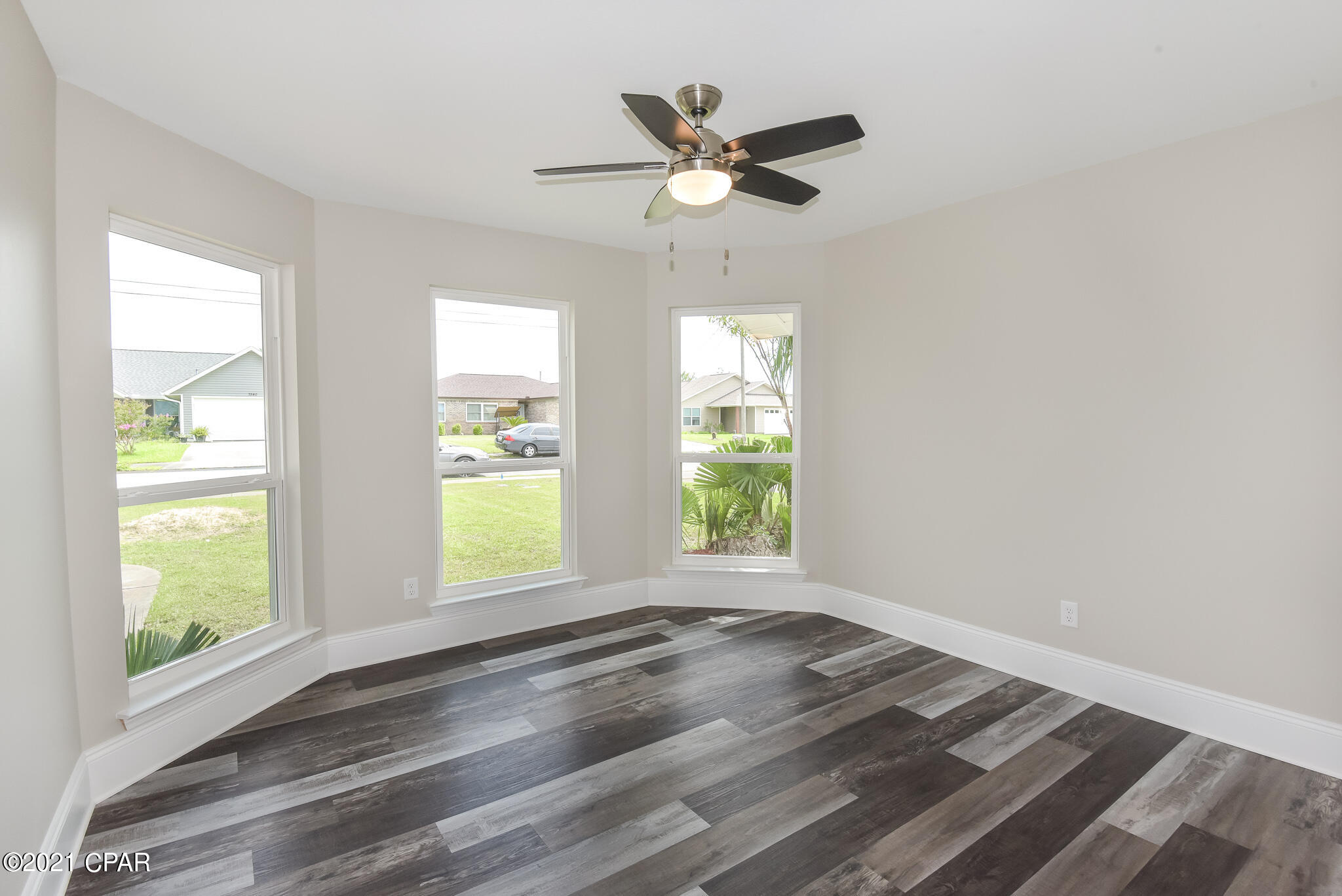 Shadow Bay Unt 3 & 4 - Residential