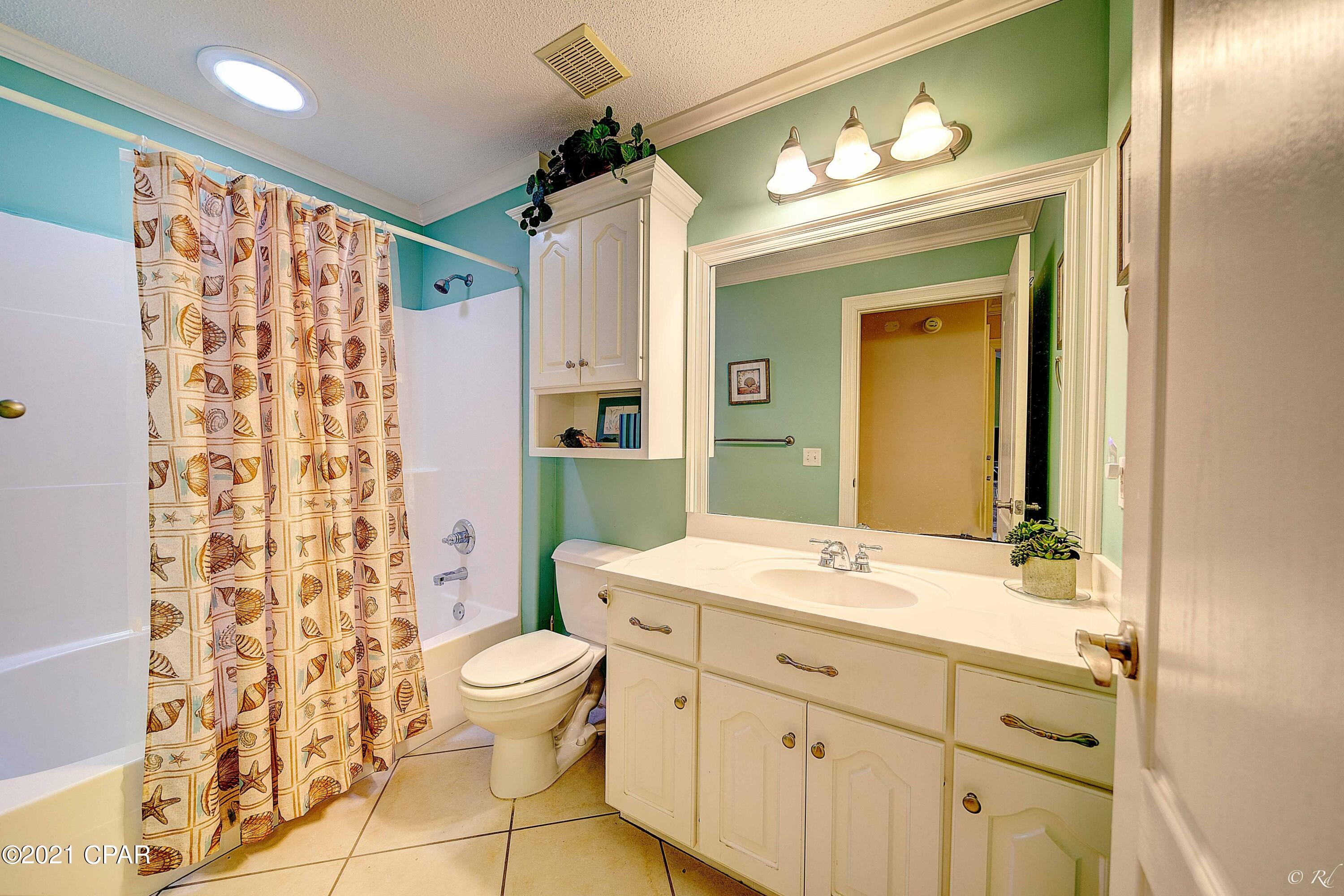 Colony Club Hrbr Ph 2 - Residential