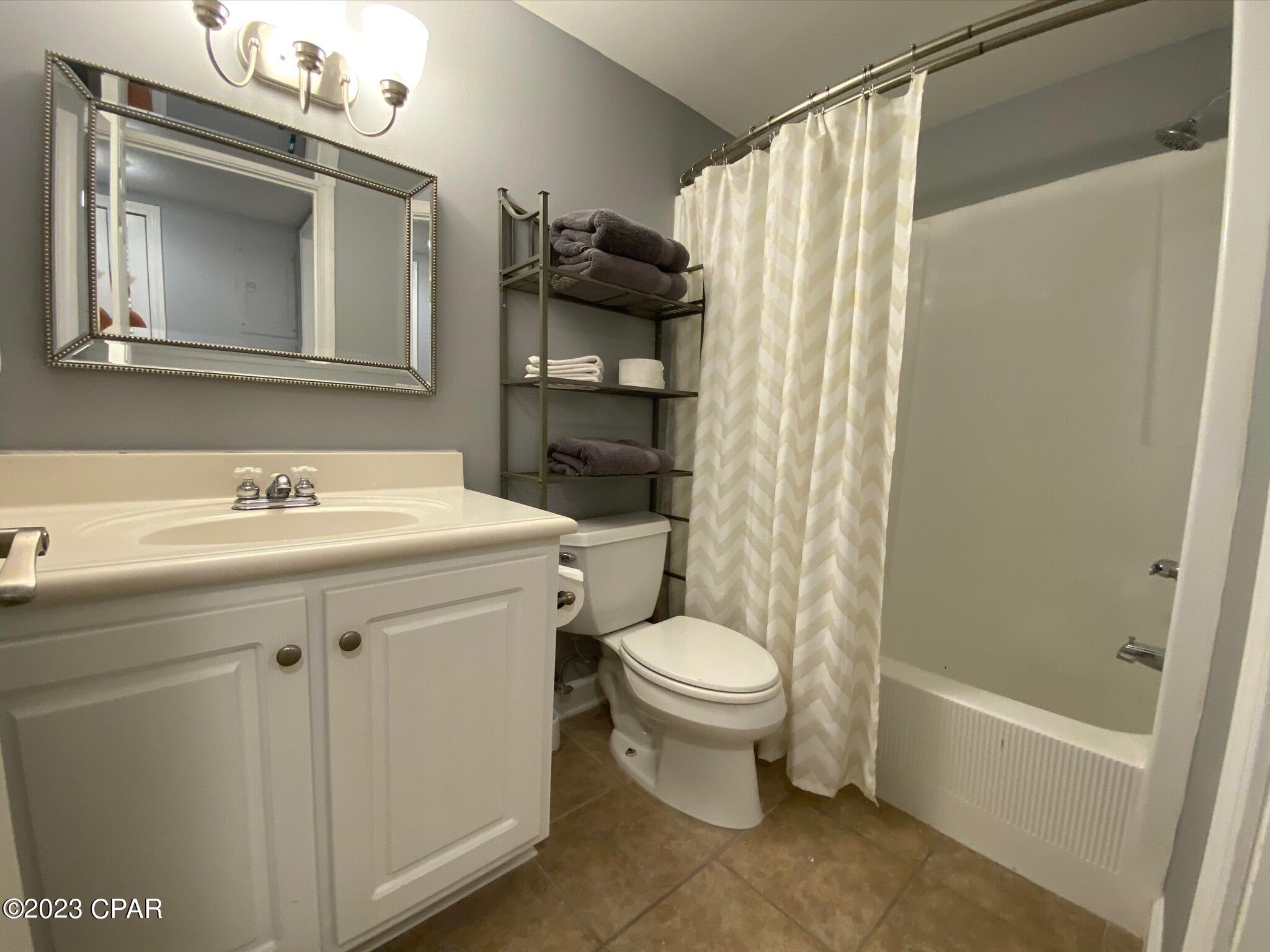 Bay Point Harbour Villas - Residential