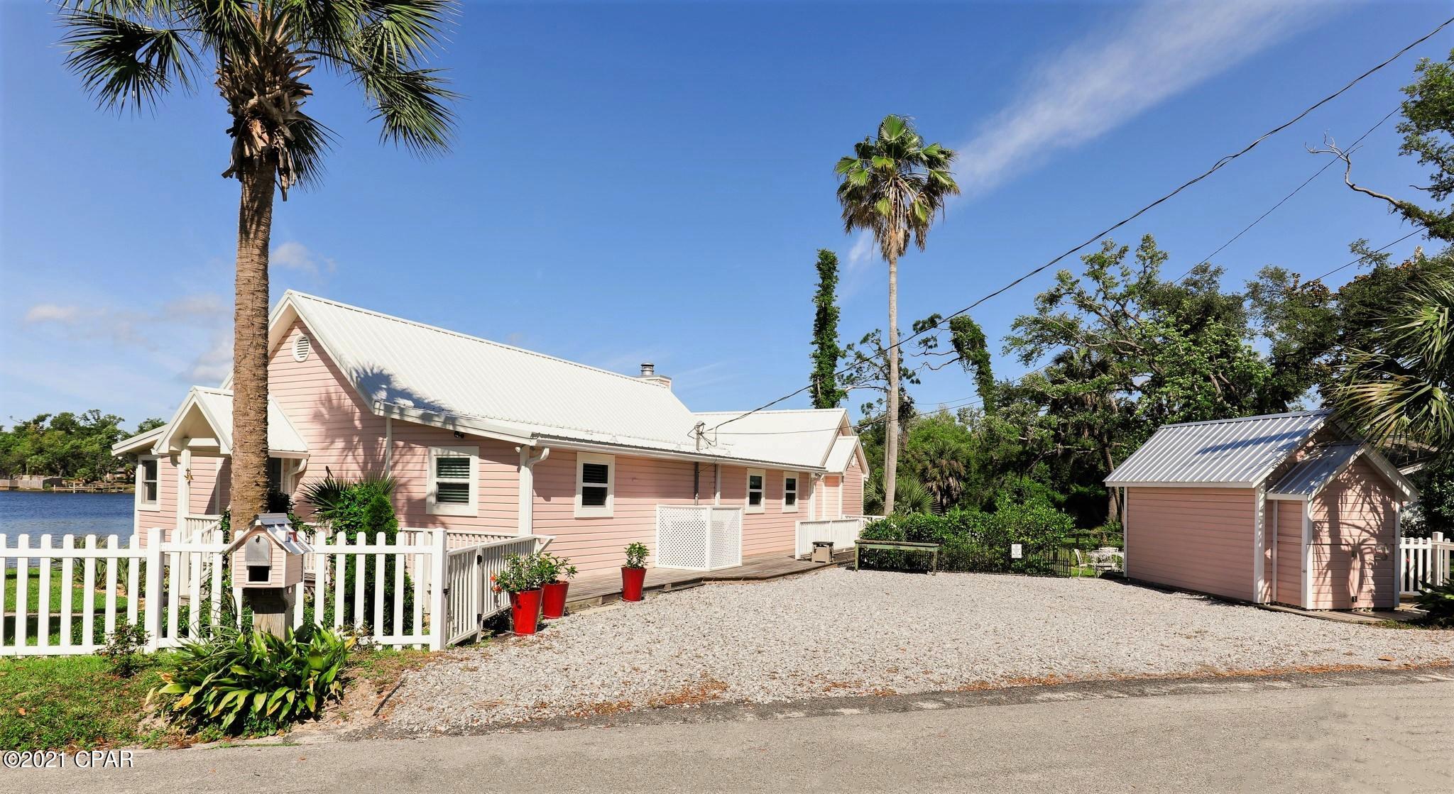 [No Recorded Subdiv] - Residential