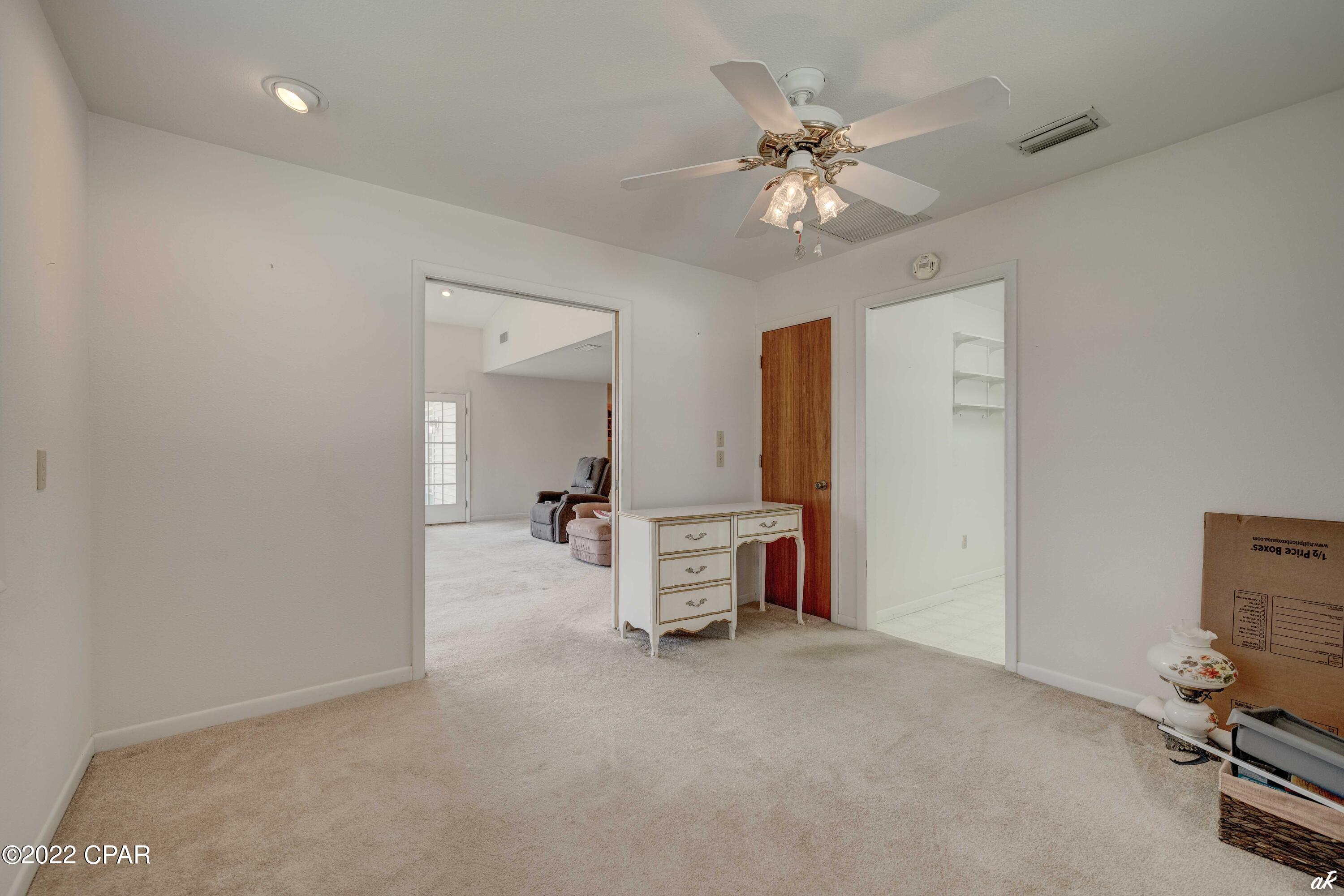 Woodlawn Unit 1 - Residential