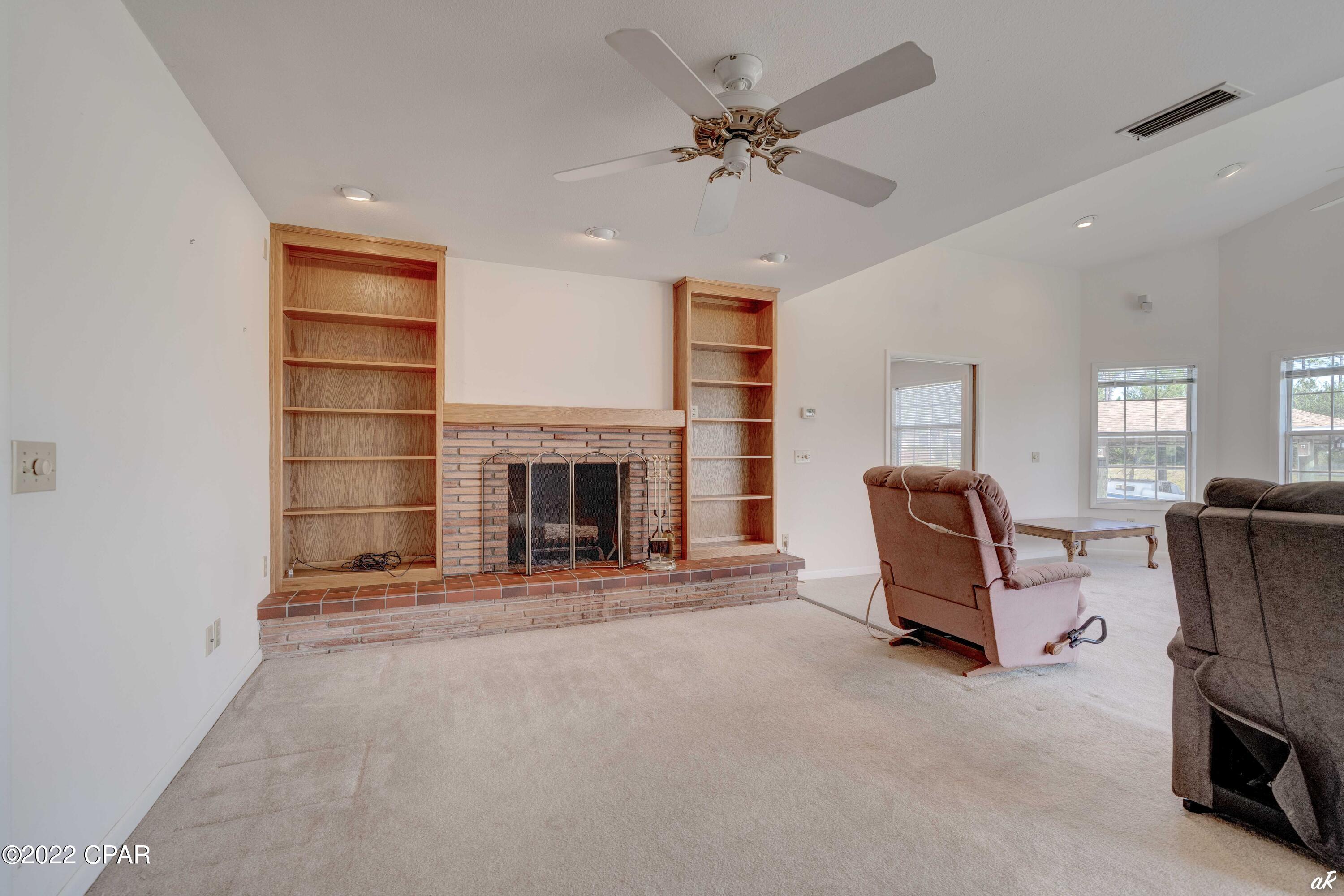 Woodlawn Unit 1 - Residential