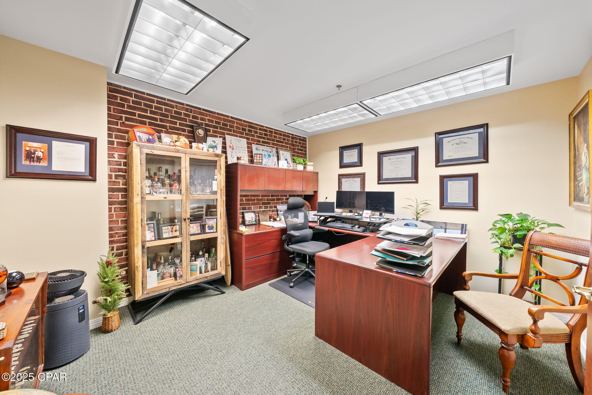 No Named Subdivision - Commercial Lease