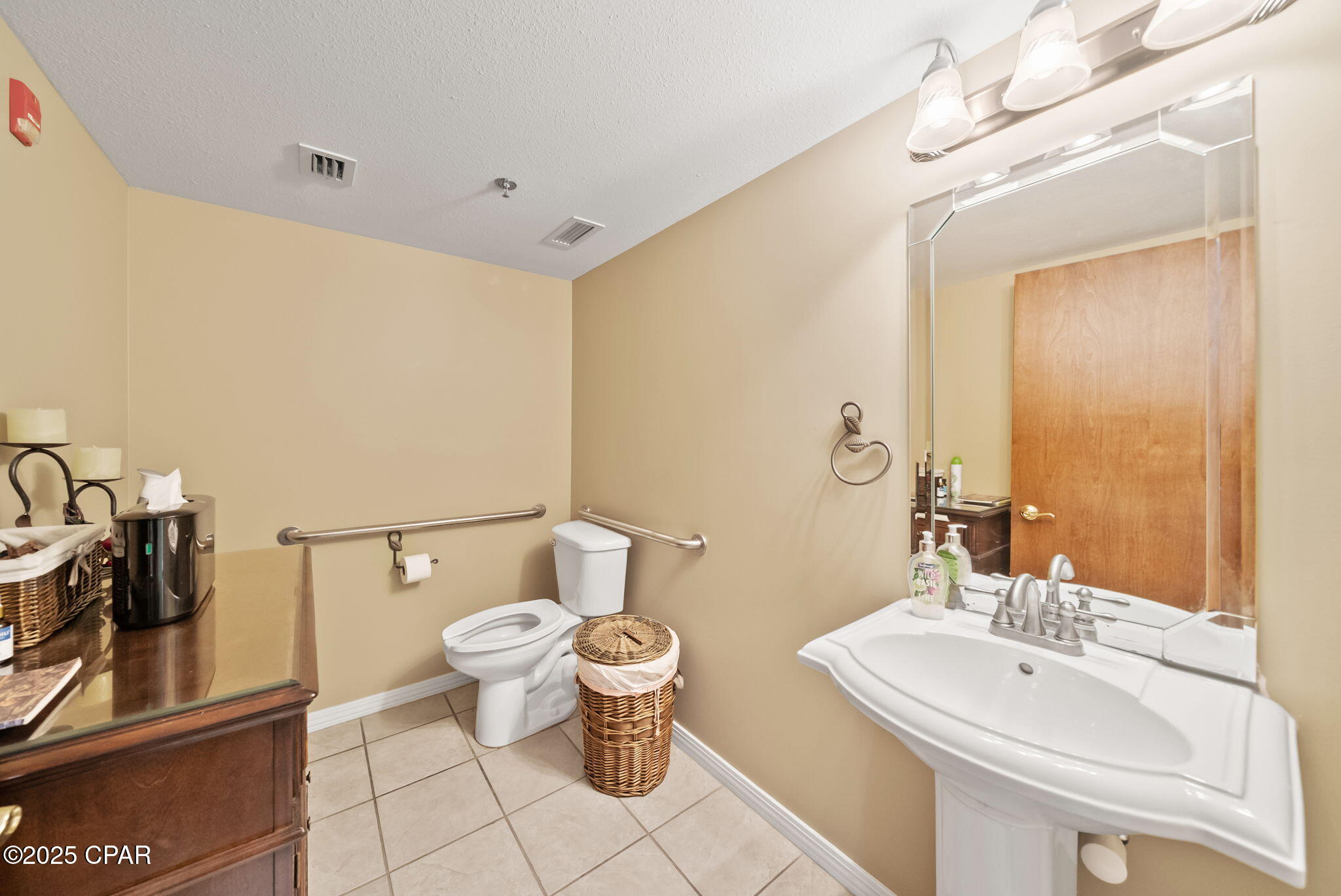 No Named Subdivision - Commercial Lease