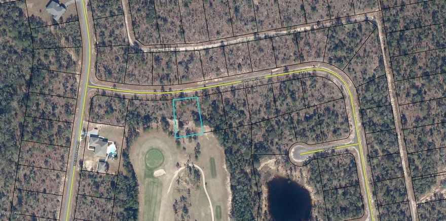 Where in Florida can you find a golf course lot for under $10000? Right here in Sunny Hills! This lot has a view of not only one of the greens, but of the next tee box. Located 25 miles north of Panama City and 18 miles south of Chipley. This is a popular 18 hole public golf course community. The area also features Boat Lake with its white sand beach, and many fine fishing lakes. Great opportunity to invest in the future of the Florida Panhandle.