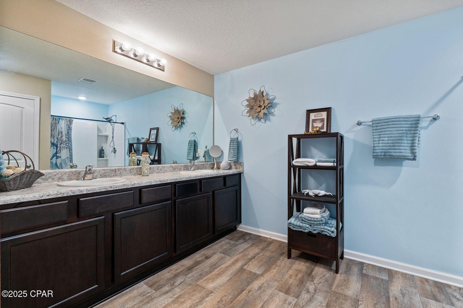 Fanning Bayou - Residential Lease