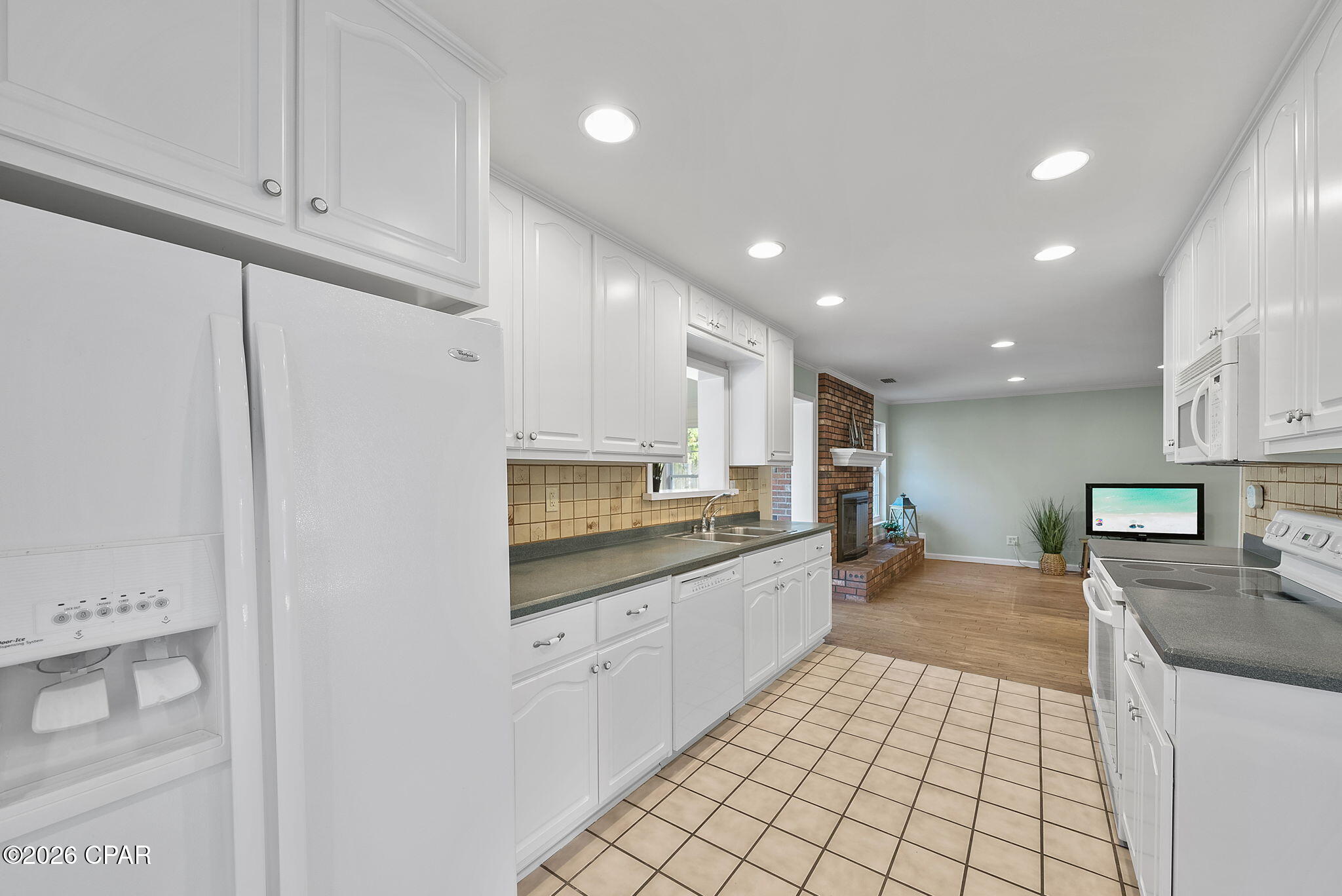 Baywood Shores Est Unit 2 - Residential