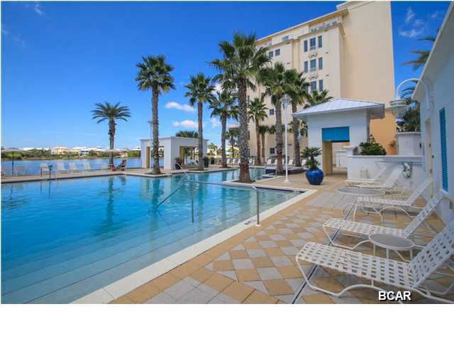 Carillon Beach Inn - Residential