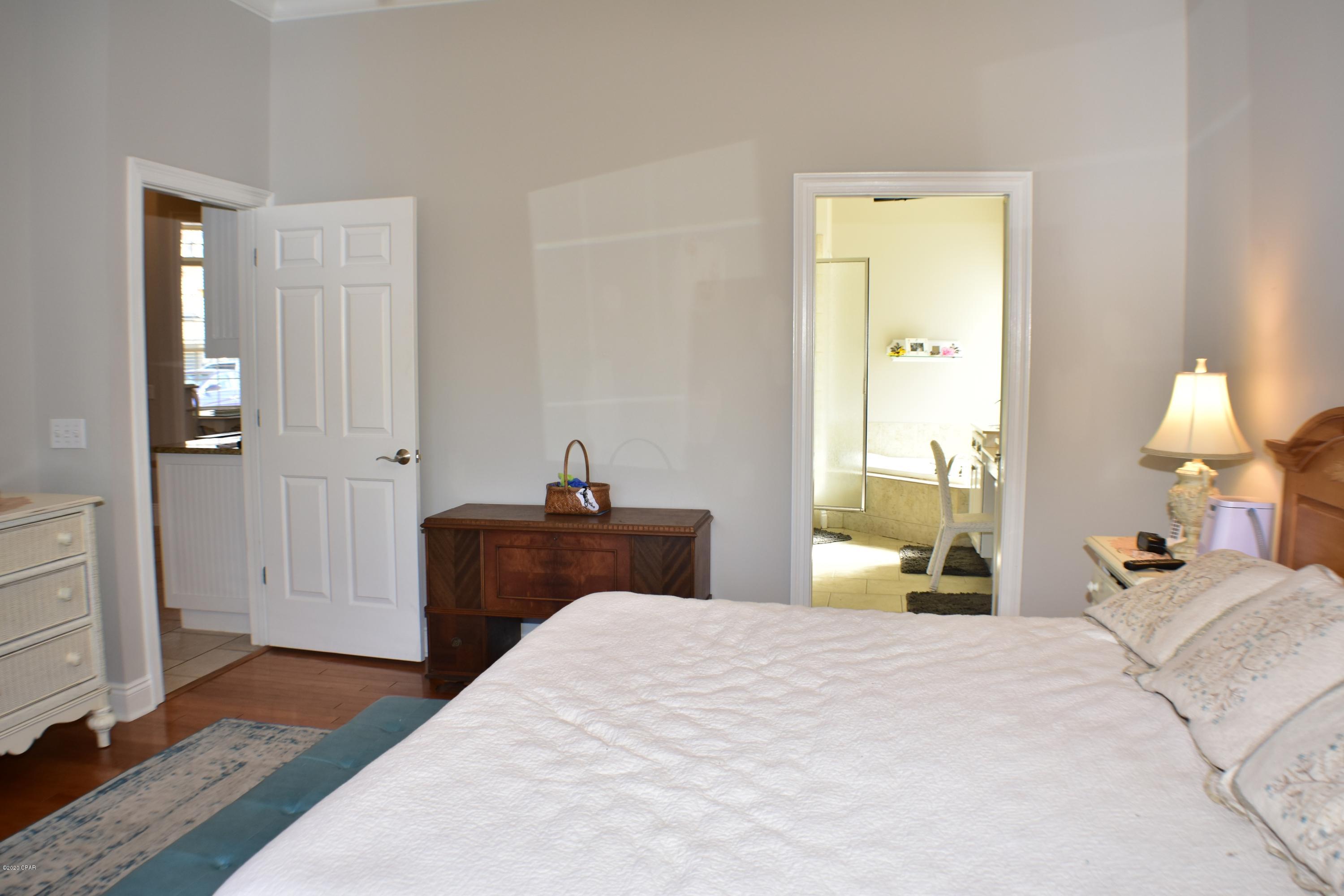 Pelican Bay - Residential