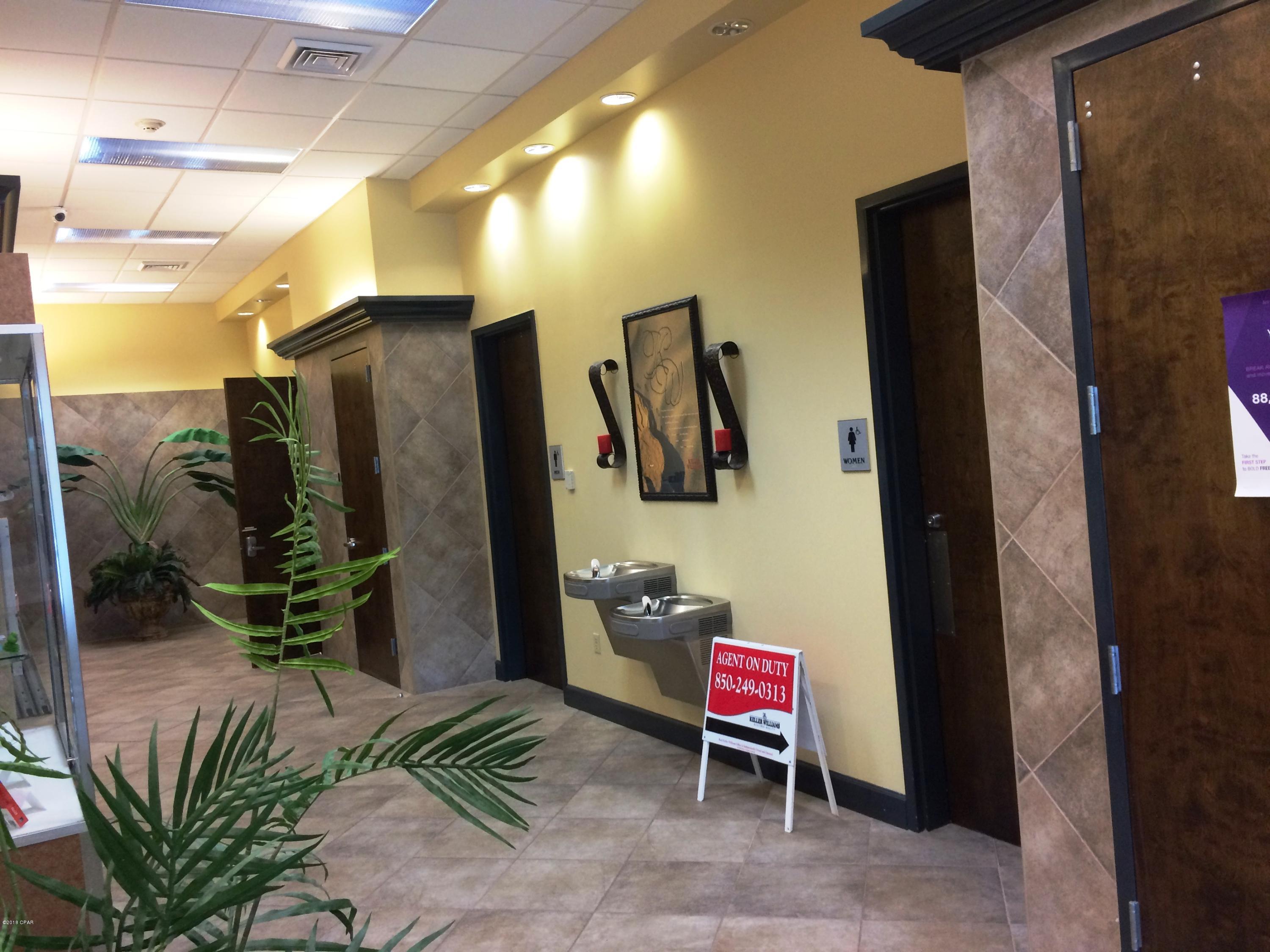 No Named Subdivision - Commercial Lease