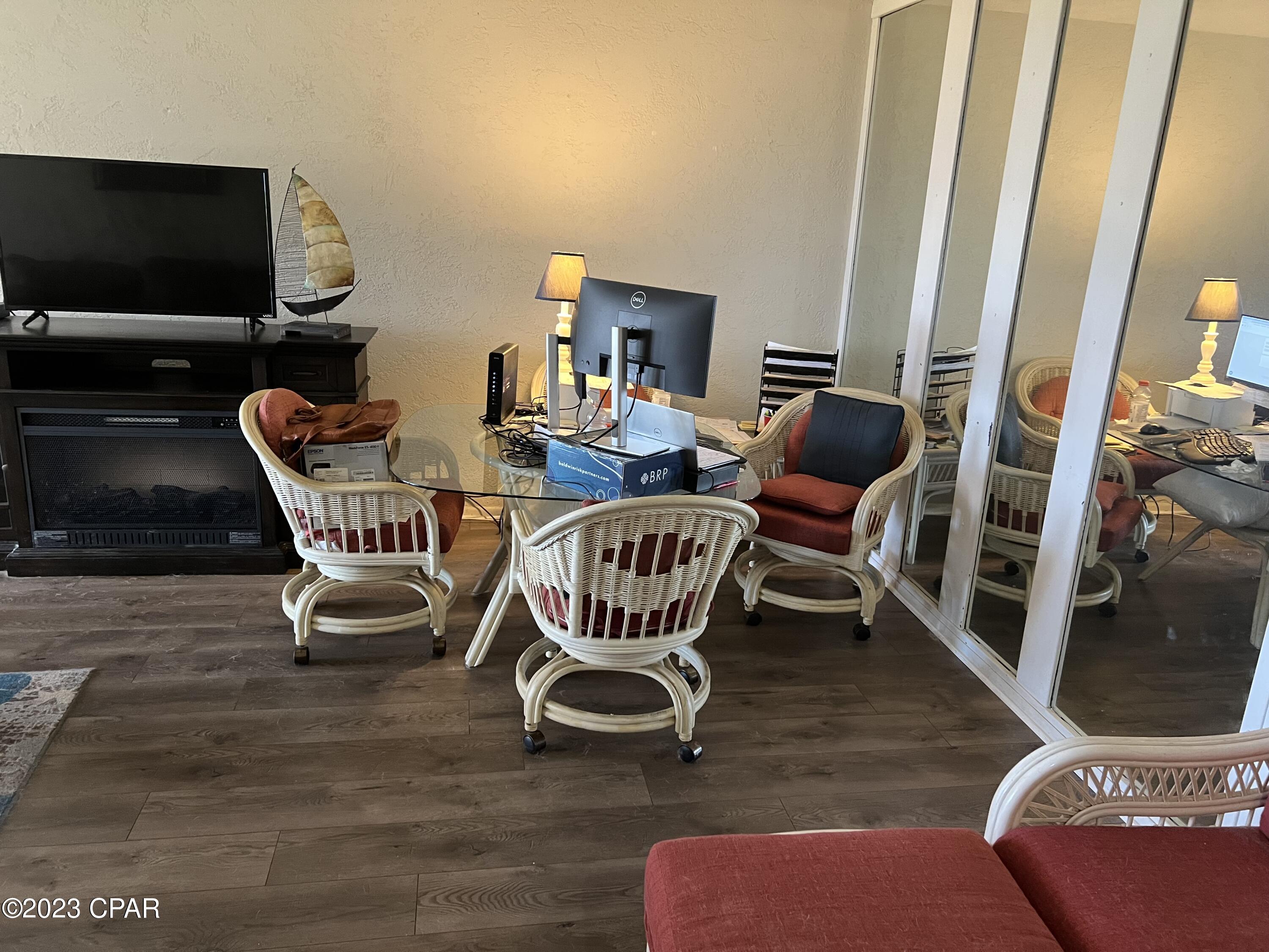 Palisades Condo Ph 1 - Residential