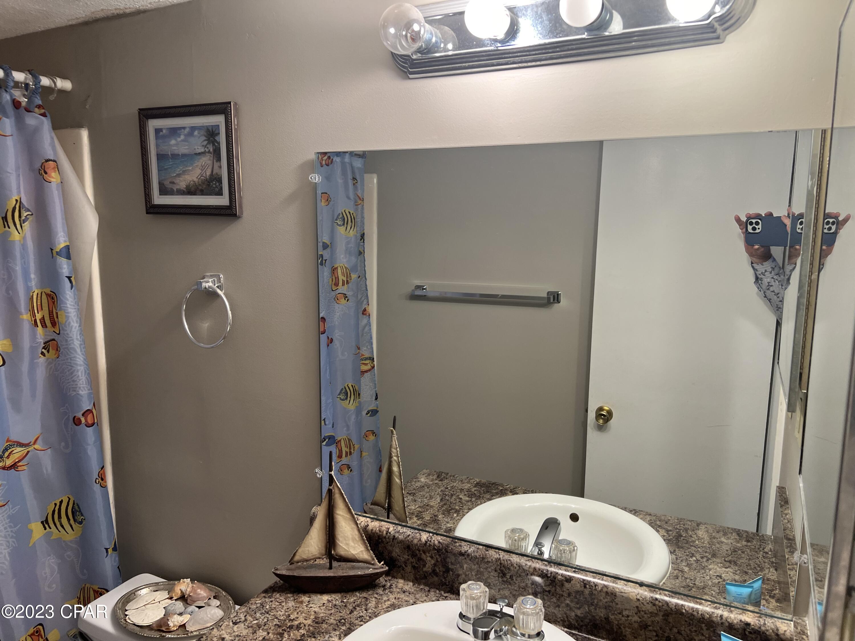 Palisades Condo Ph 1 - Residential