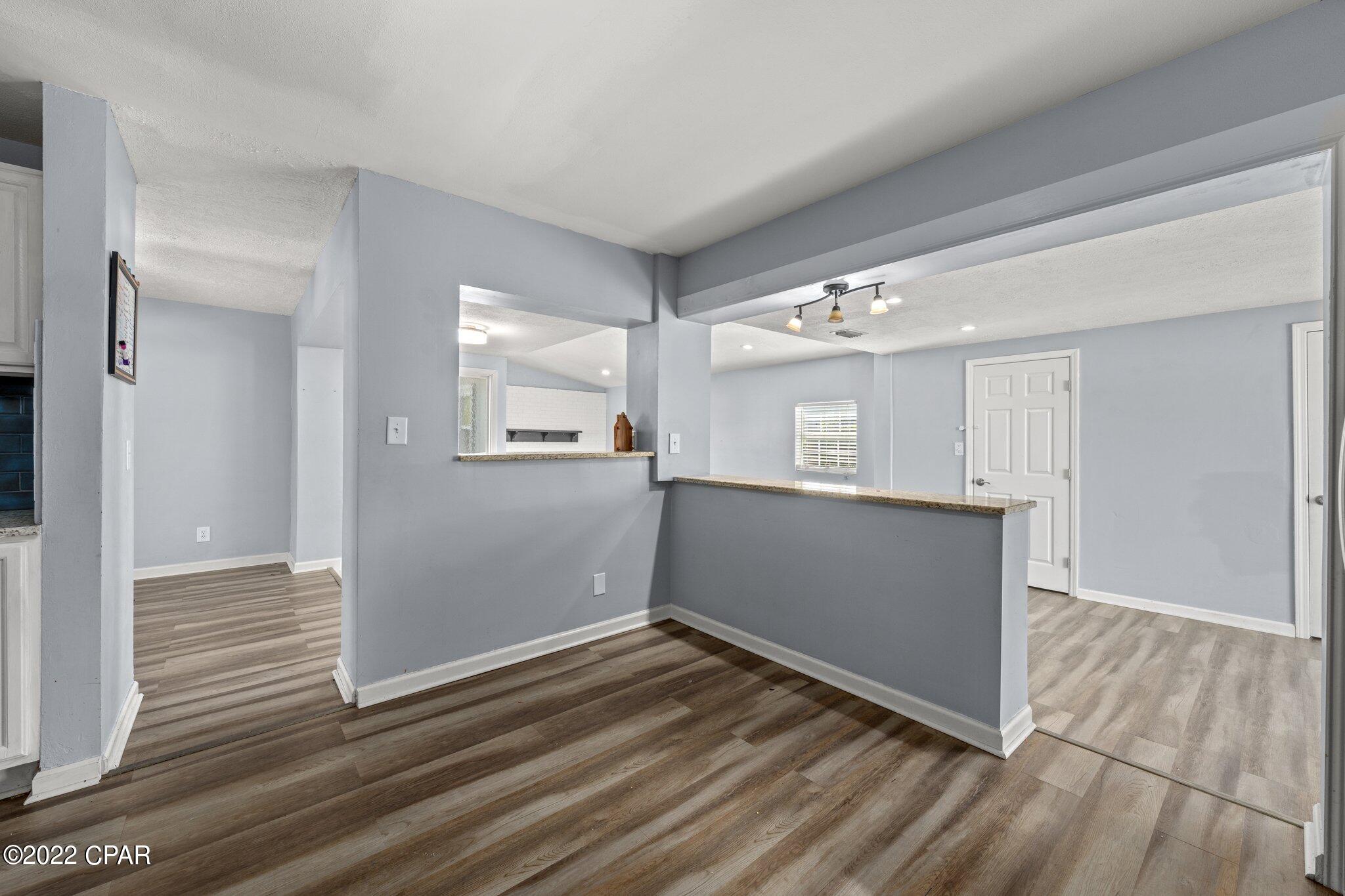 Cove Terrace 3rd Add - Residential