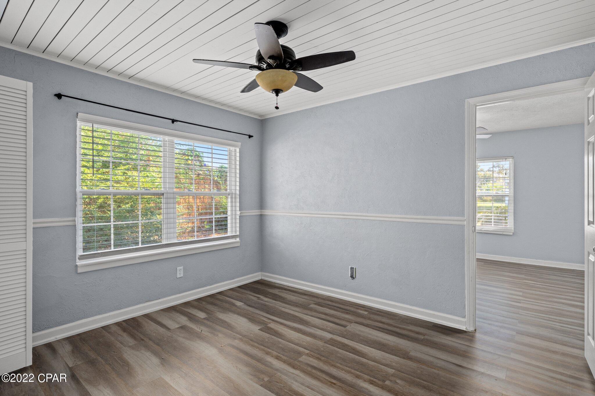 Cove Terrace 3rd Add - Residential