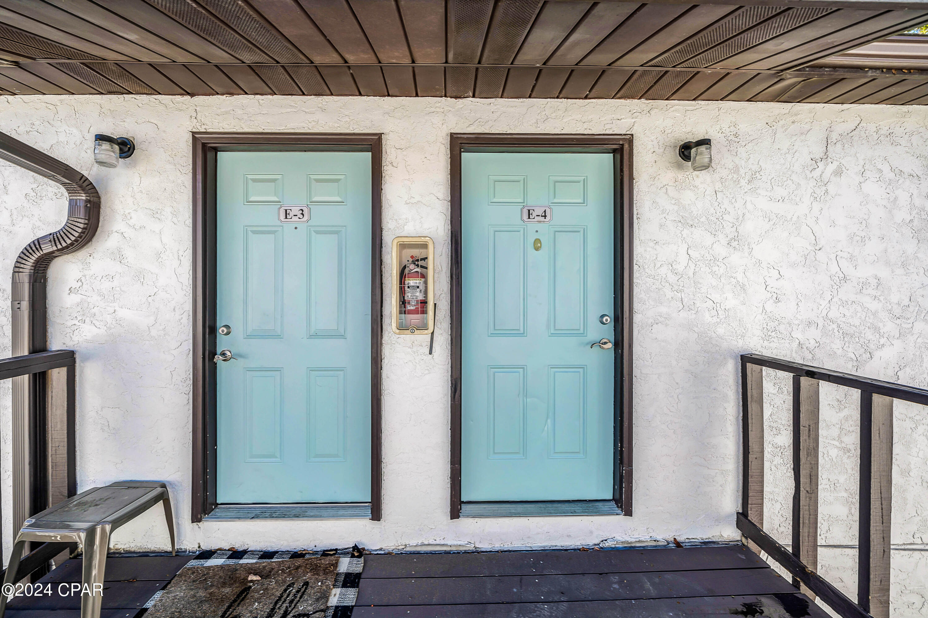 Mashburns 1 Add To Parker - Commercial Sale