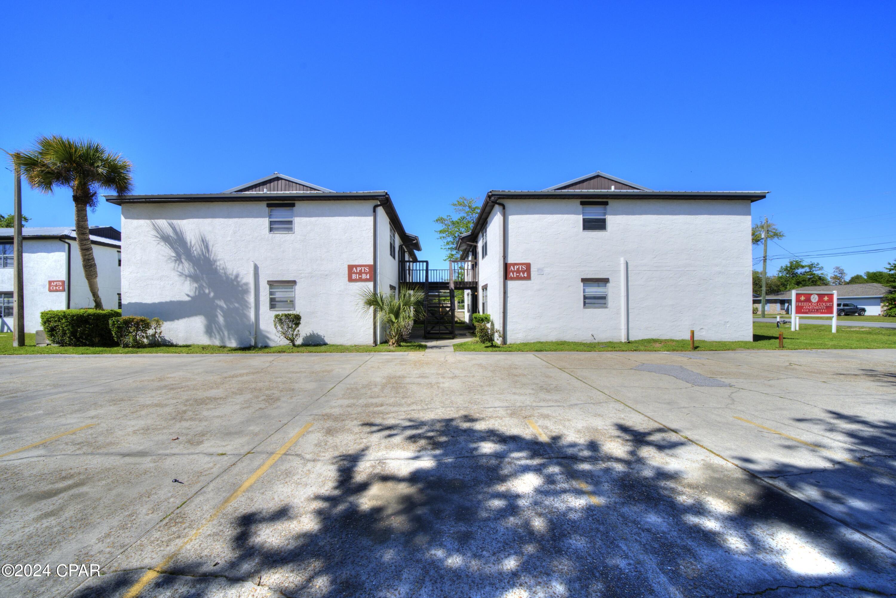 Mashburns 1 Add To Parker - Commercial Sale