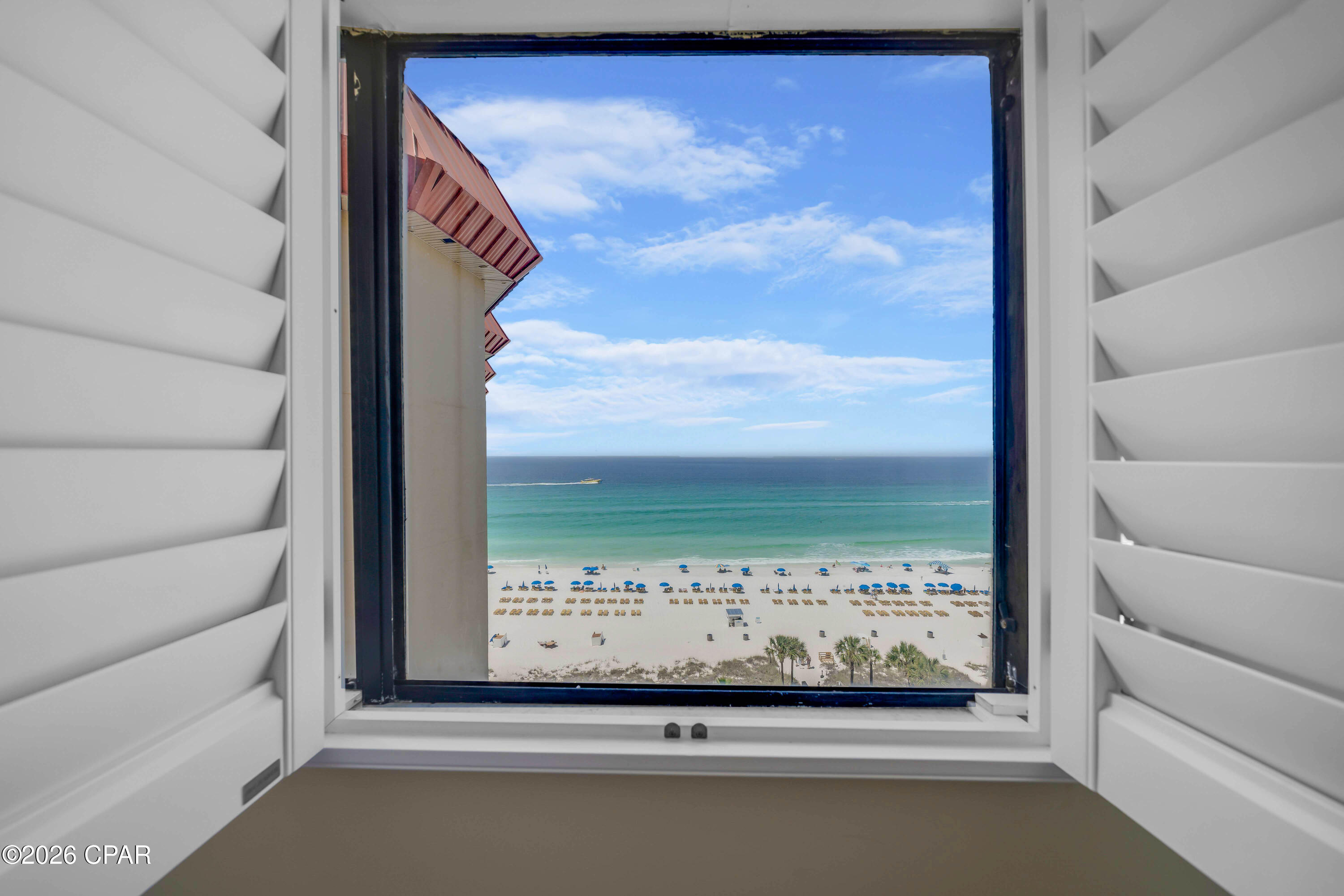 Summerhouse Condo. - Residential