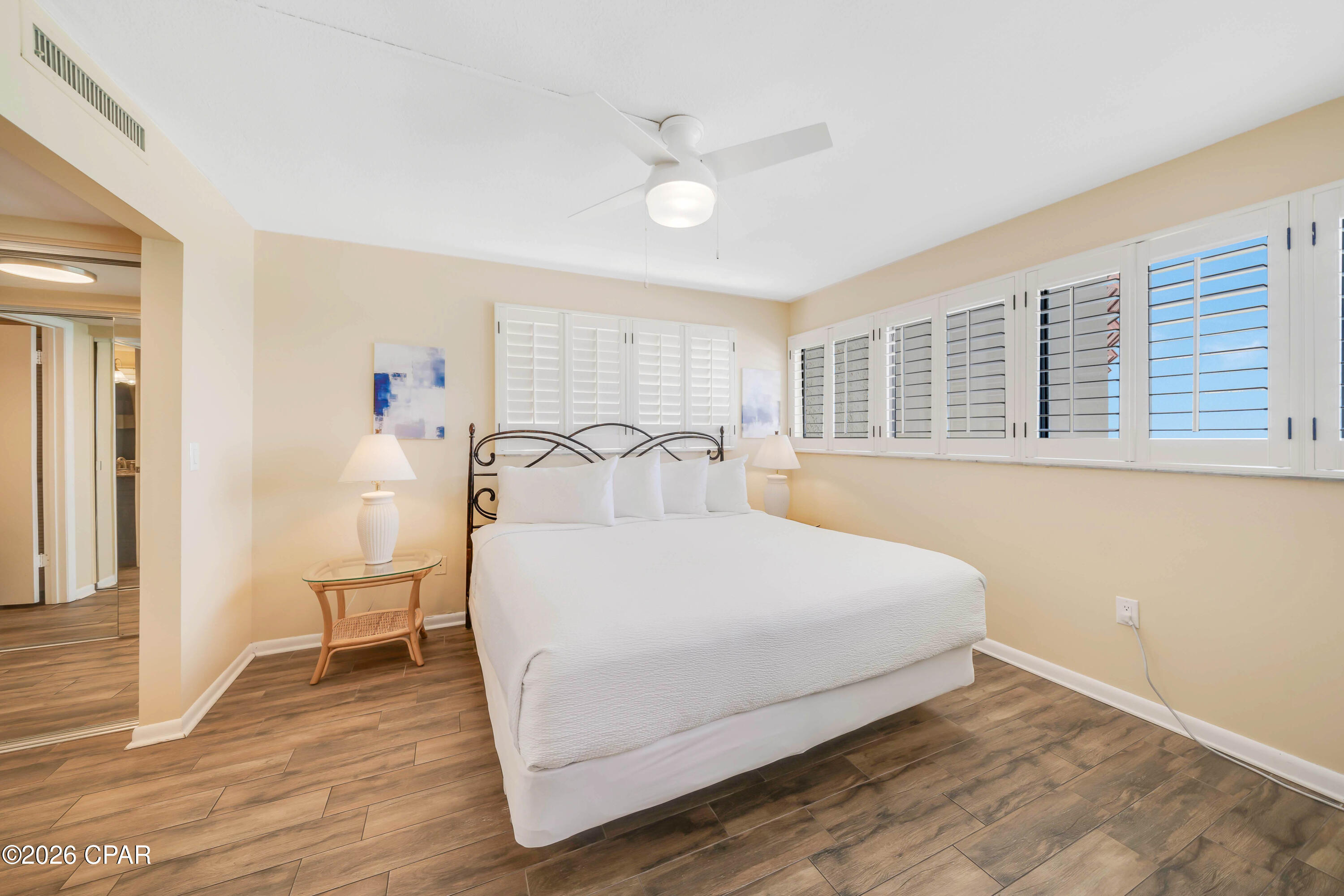 Summerhouse Condo. - Residential