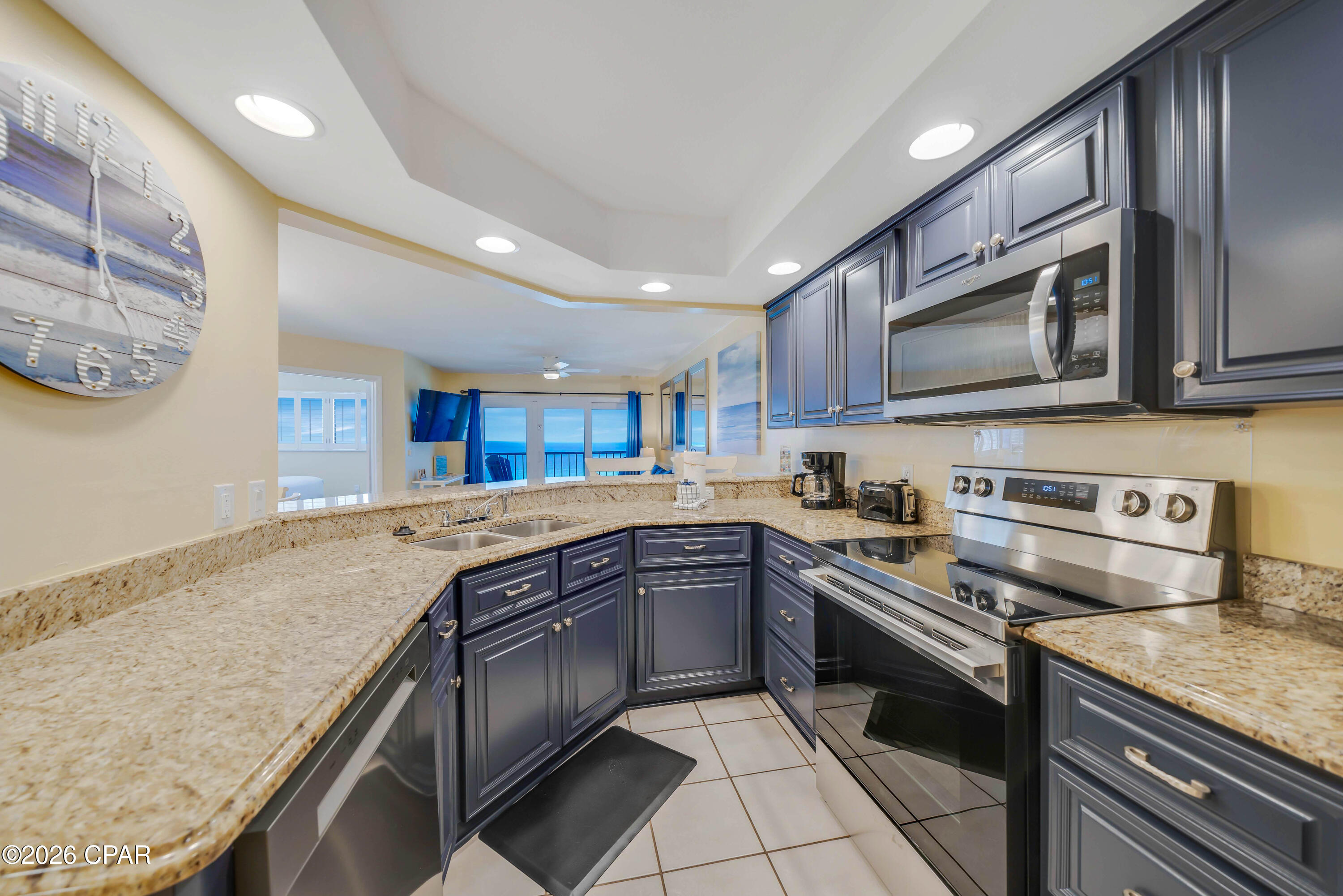 Summerhouse Condo. - Residential